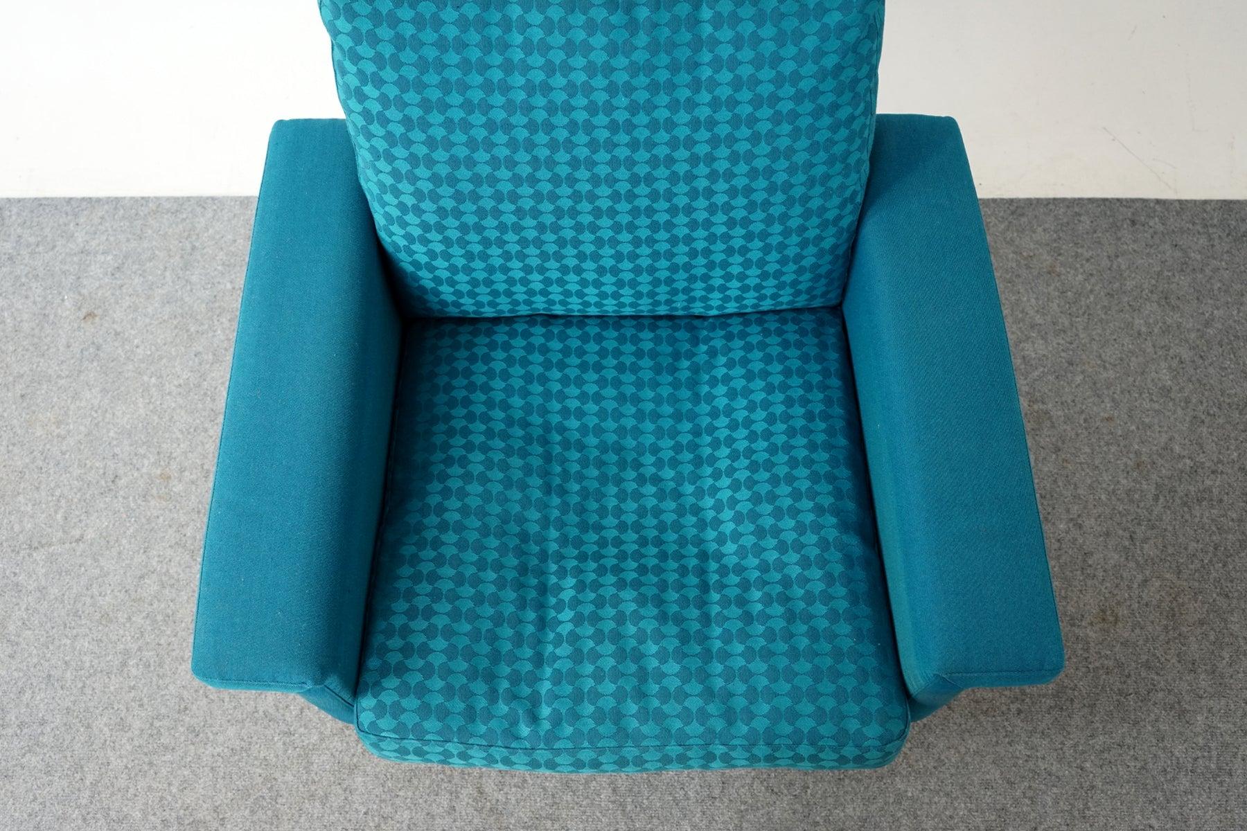 Scandinavian Modern Scandinavian Mid-Century Danish Modern Rosewood Lounge Chair