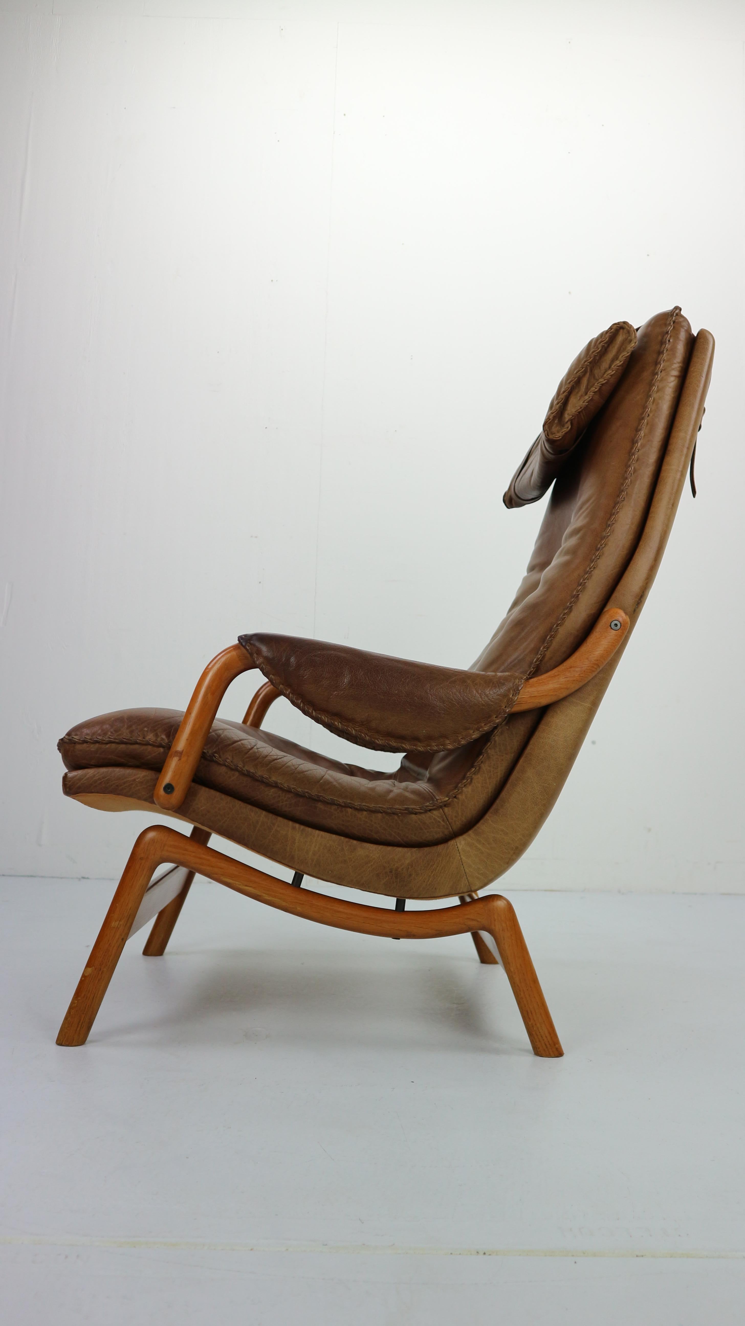 Mid-20th Century Scandinavian Midcentury Design Brown Leather Lounge Chair, 1960s