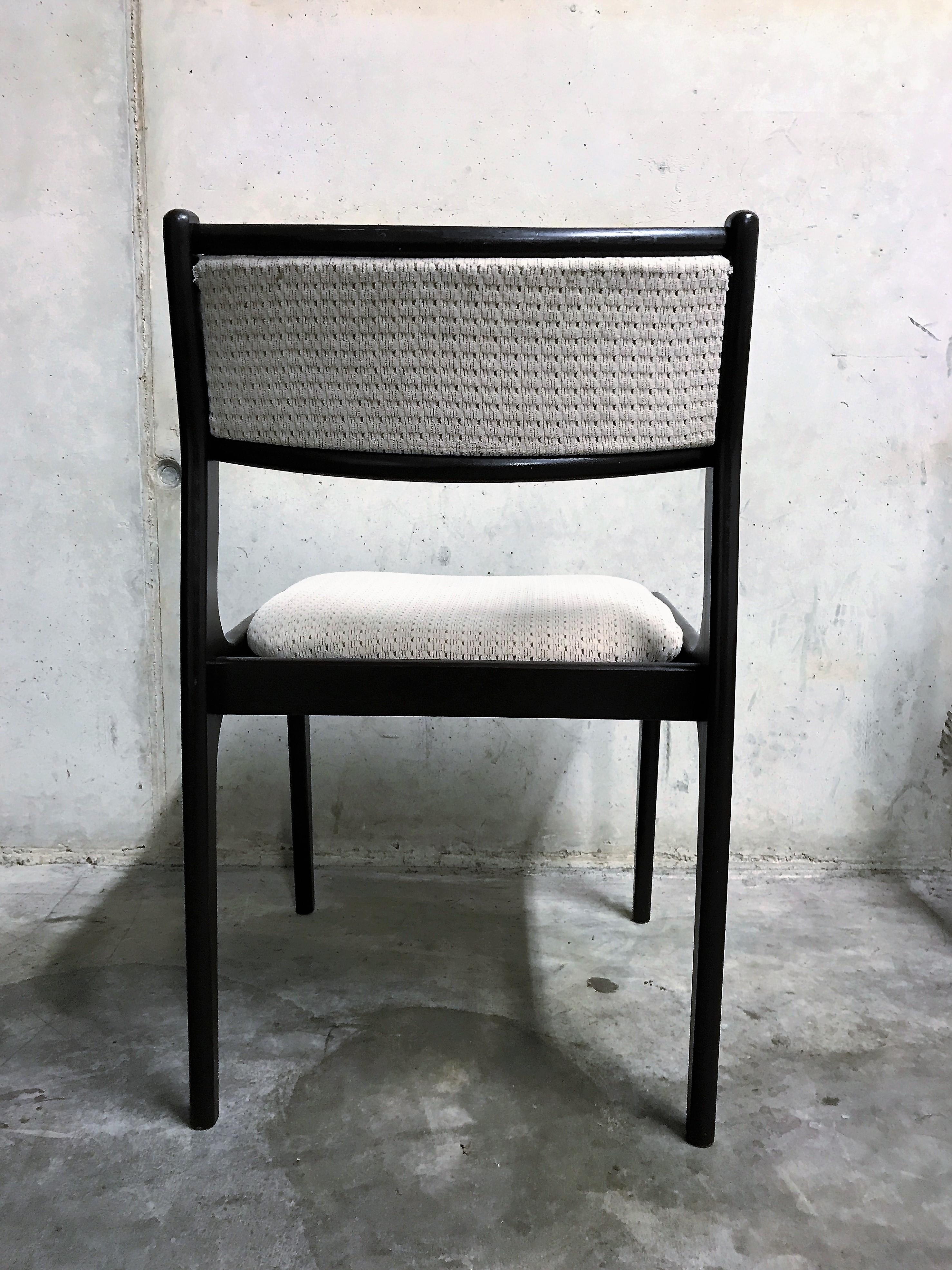 Scandinavian Mid Century Dining Chairs 1960s In Good Condition In HEVERLEE, BE