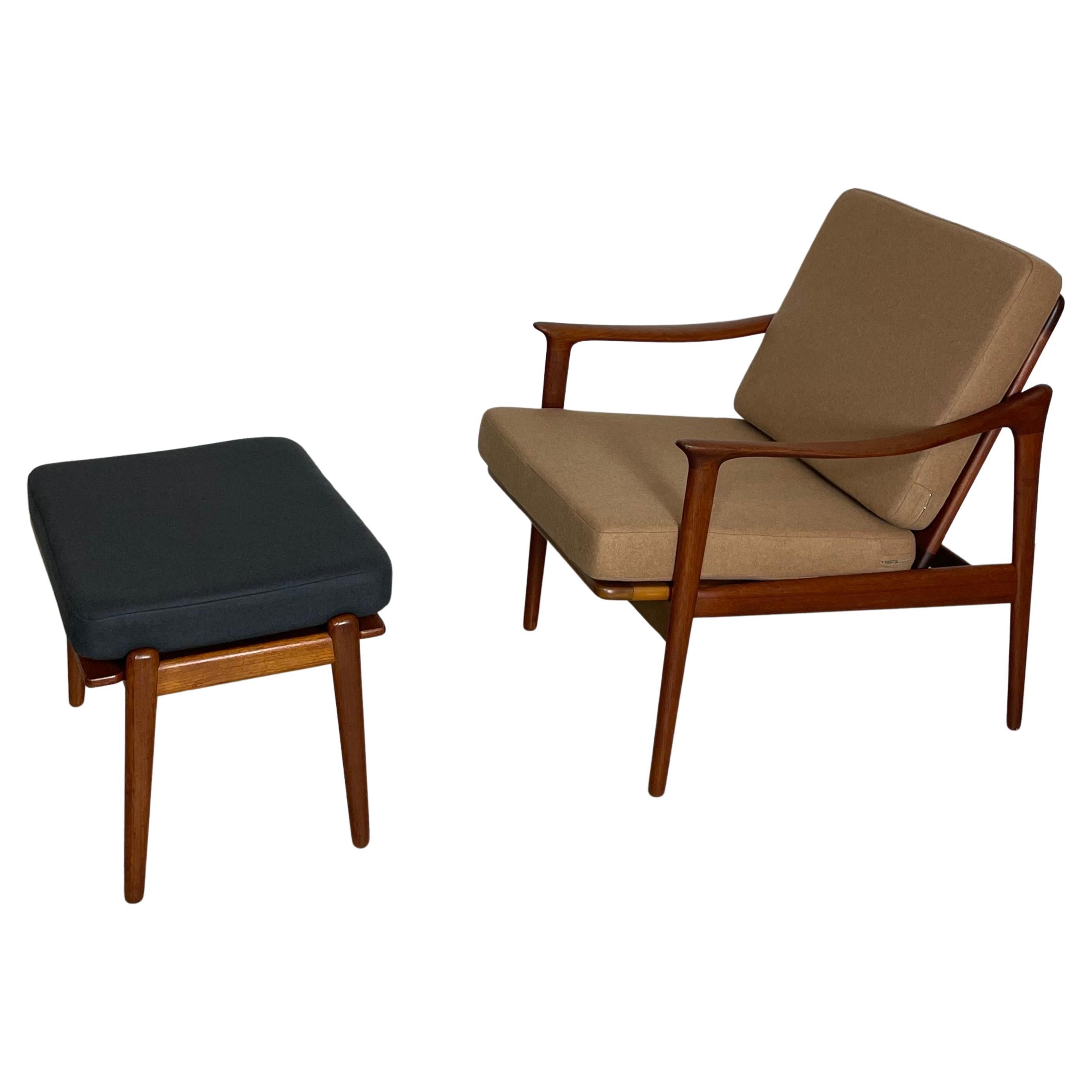 Scandinavian Mid-Century Easy Chair by Fredrik Kayser in Teak 1960s For Sale