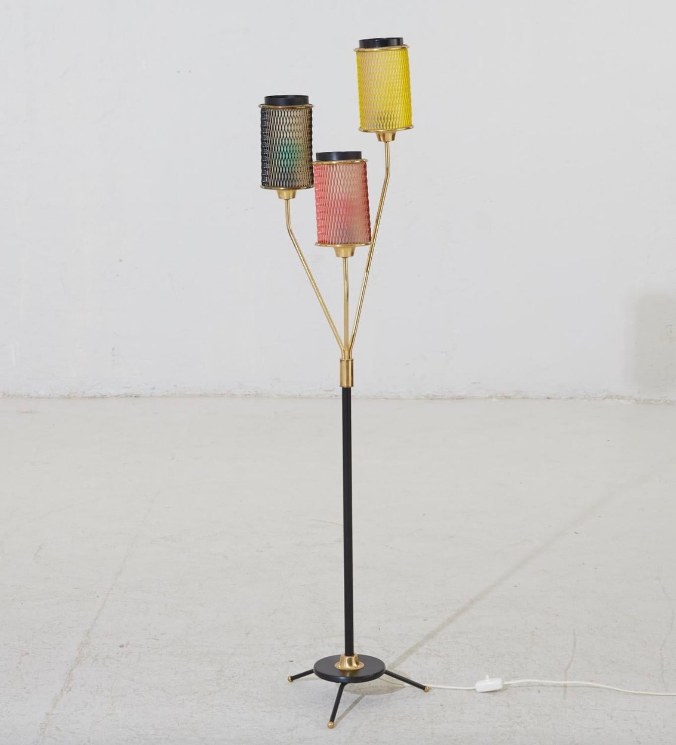 Skandinavische Stehlampe aus der Mitte des Jahrhunderts im Zustand „Gut“ im Angebot in Long Island City, NY