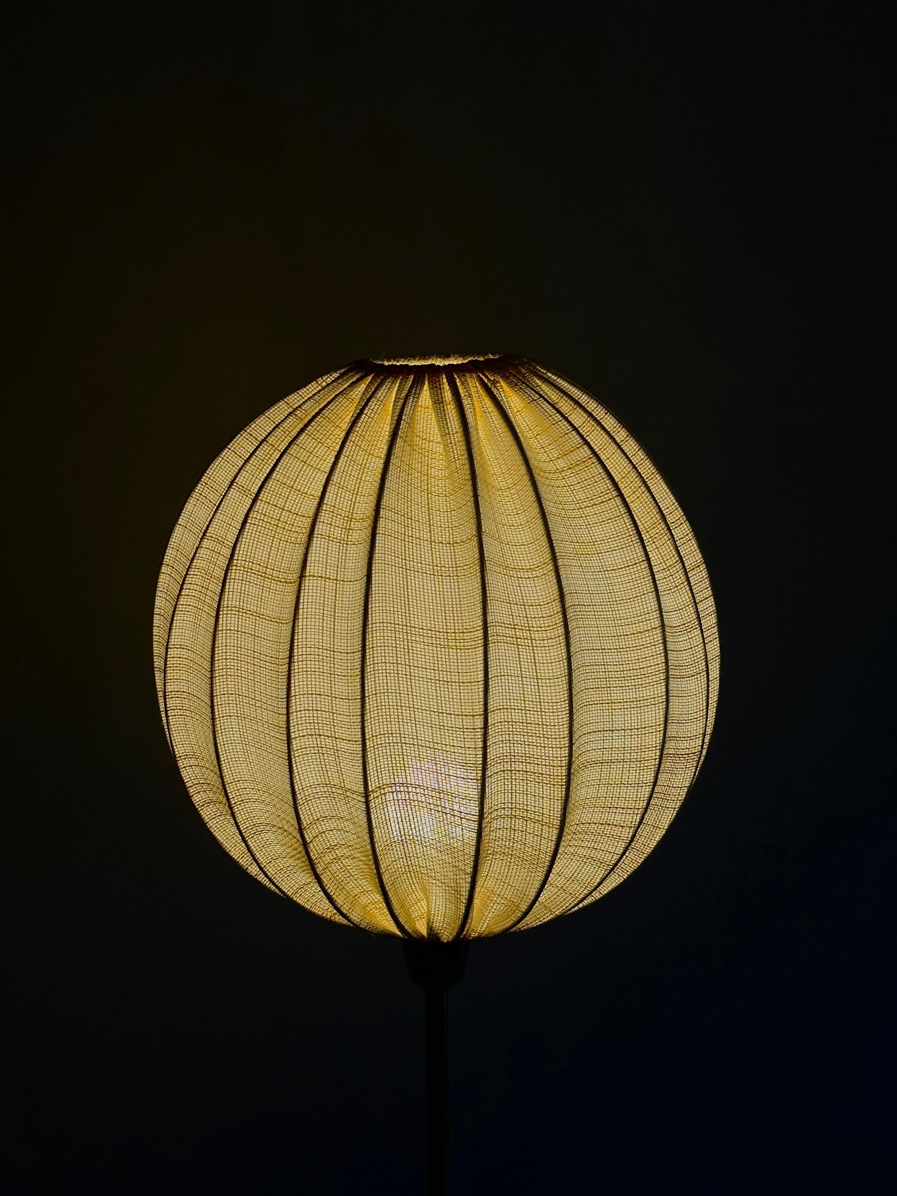 Skandinavische Stehlampe aus der Mitte des Jahrhunderts, Möllers Armatur Eskilstuna, Schweden um 1950 4