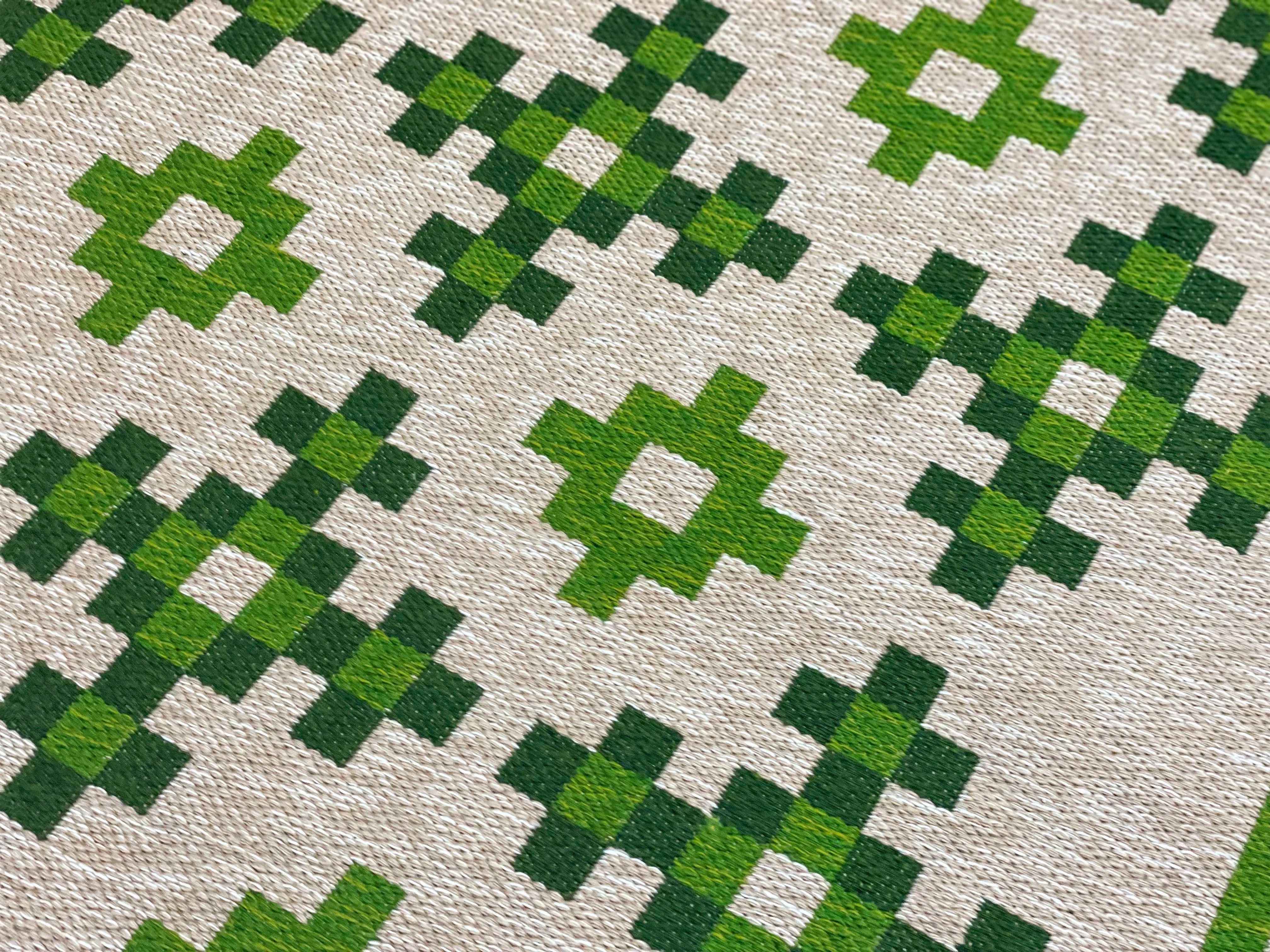 Skandinavischer Rya-Teppich aus grüner Khaki-Wolle aus der Mitte des Jahrhunderts, Tabergs, neu, auf Lager (Schwedisch) im Angebot