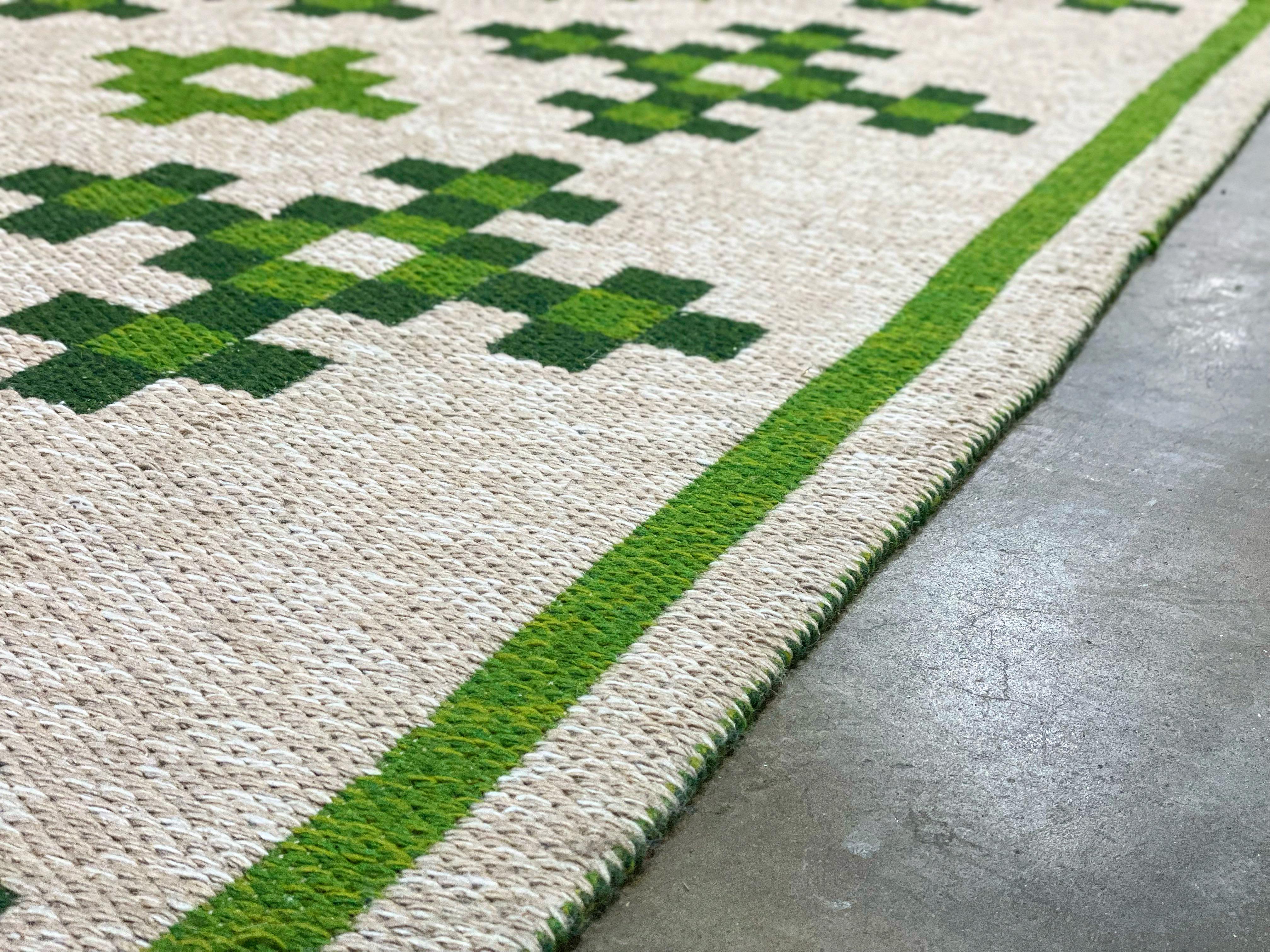 Scandinavian Mid-Century Green Khaki Wool Rya Rug, Tabergs, New Old Stock In Excellent Condition For Sale In Decatur, GA