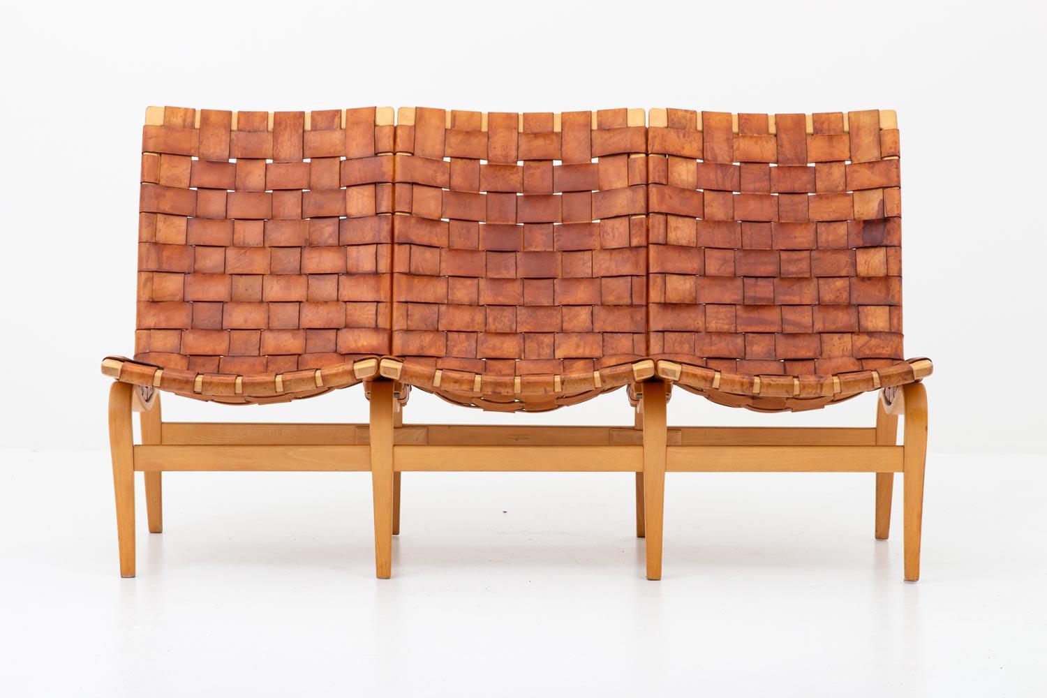 Skandinavisches Leder-Sofa „Eva“ aus der Mitte des Jahrhunderts von Bruno Mathsson (Skandinavische Moderne) im Angebot
