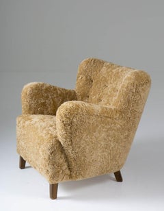 Scandinavian Mid Century Lounge Chair in Sheepskin