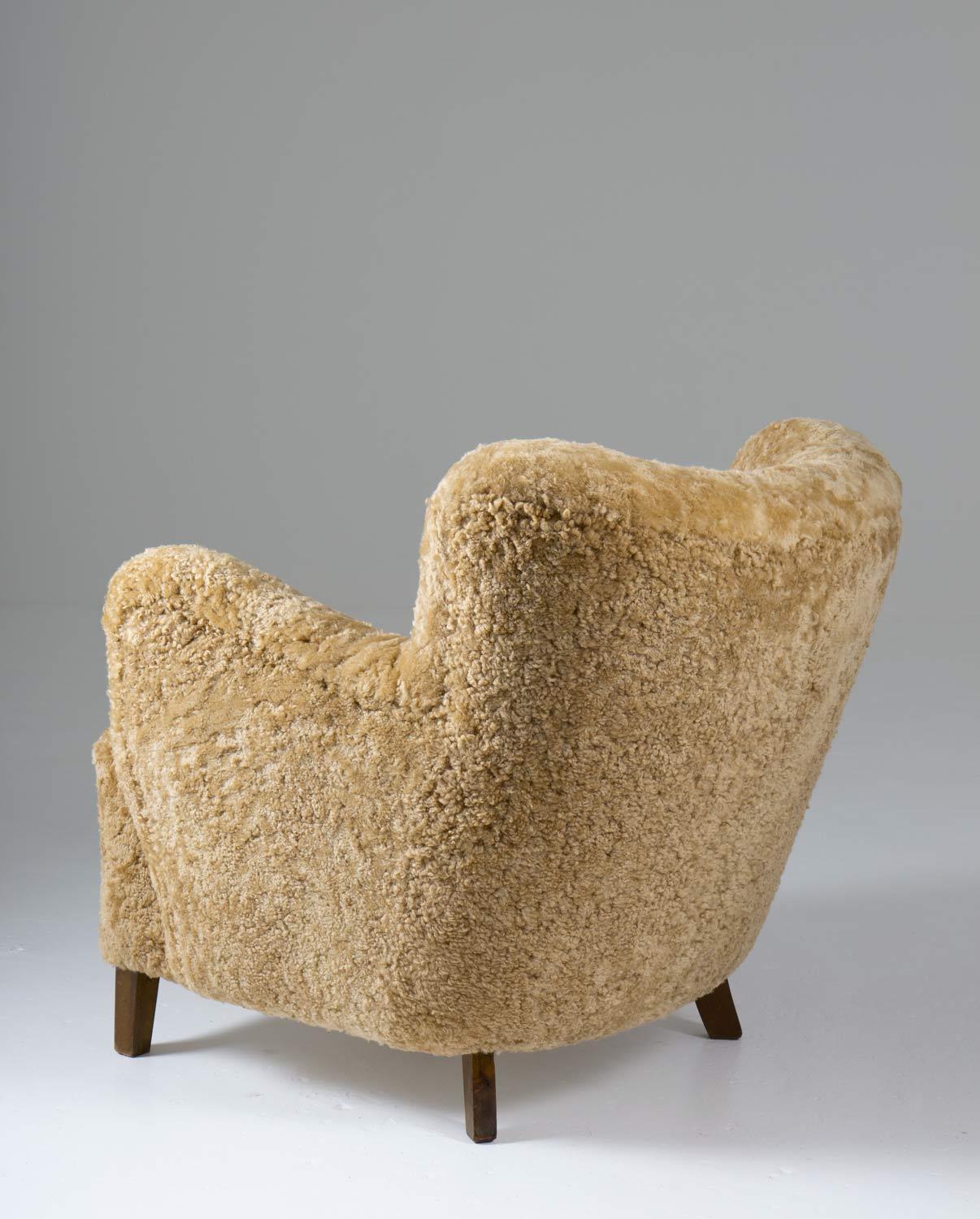 Wood Scandinavian Mid Century Lounge Chair in Sheepskin