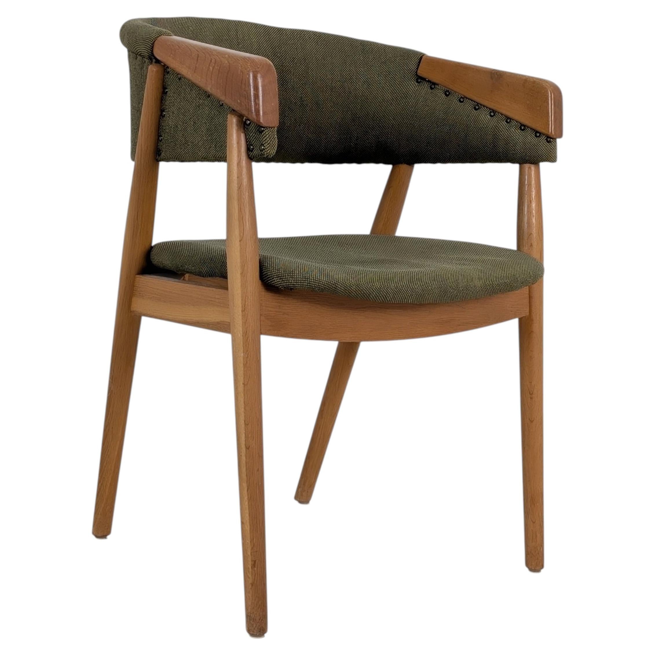 Skandinavischer Mid-Century-Modern-Sessel in Originalgrün, 1960er Jahre