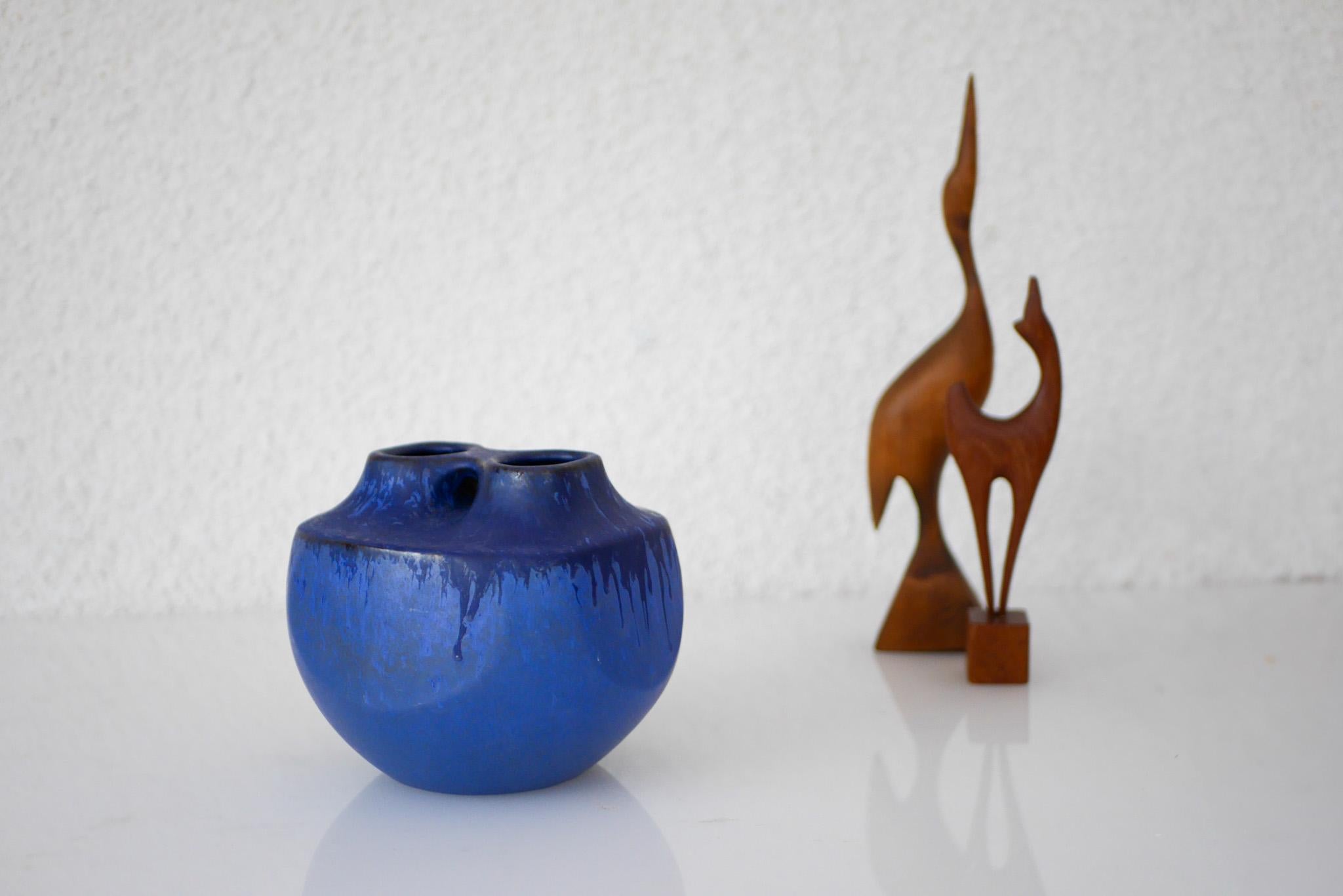 Scandinavian Mid-century modern art pottery vase, from Knabstrup, Denmark For Sale 2