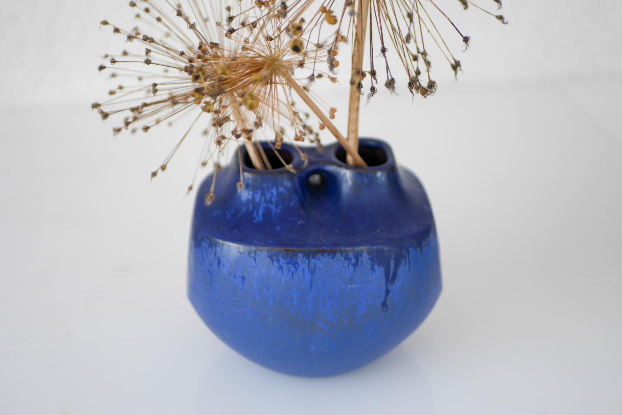 Danish Scandinavian Mid-century modern art pottery vase, from Knabstrup, Denmark For Sale