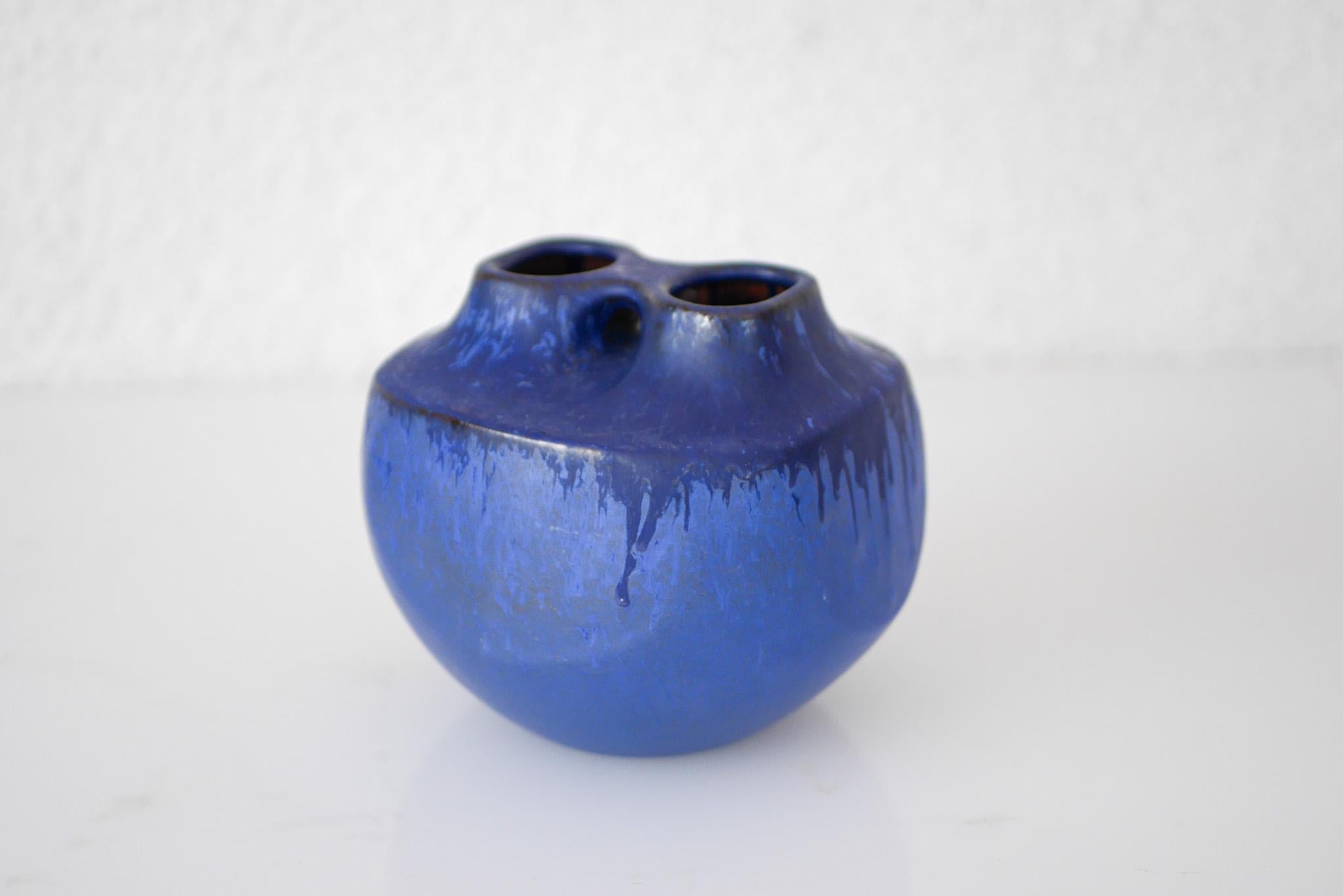 Mid-20th Century Scandinavian Mid-century modern art pottery vase, from Knabstrup, Denmark For Sale