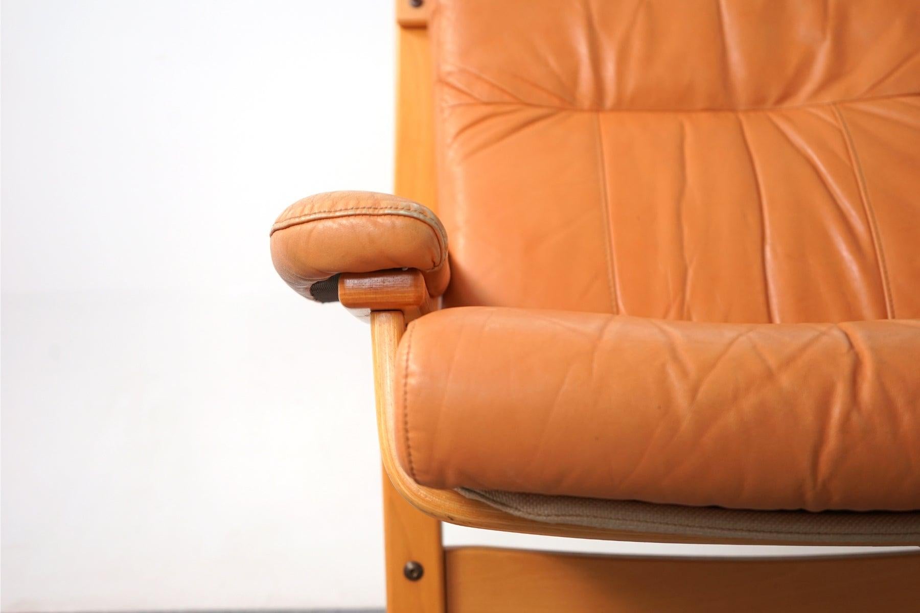 Scandinavian Mid-Century Modern Beech & Leather Easy Chair by Ekornes In Good Condition In VANCOUVER, CA