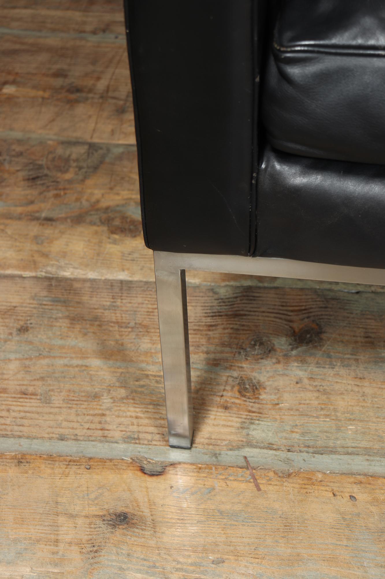 Fin du 20e siècle Canapé scandinave en cuir noir The Moderns en vente