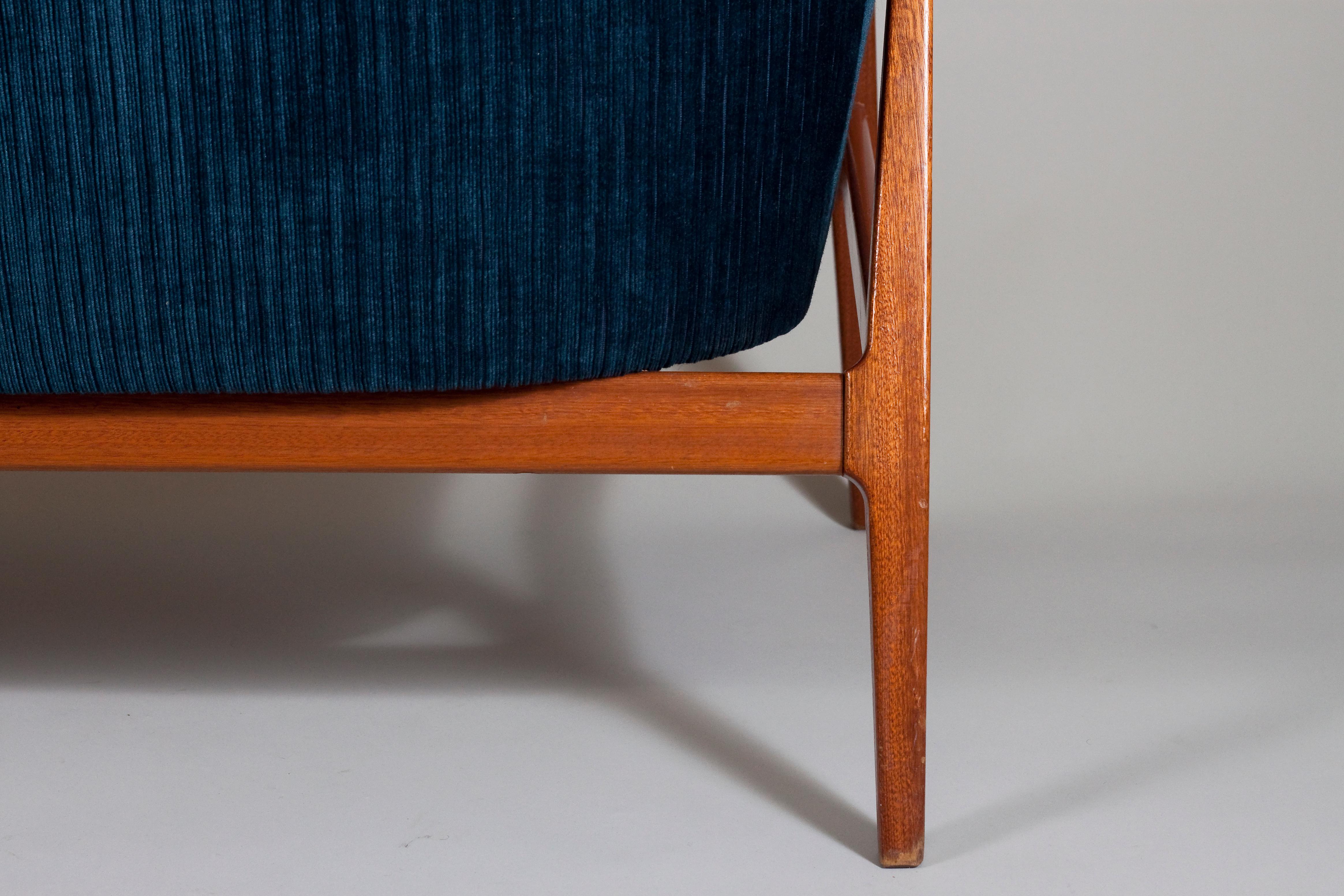 Scandinavian Mid-Century Modern Blue Two Seater Sofa with Teak Legs For Sale 6