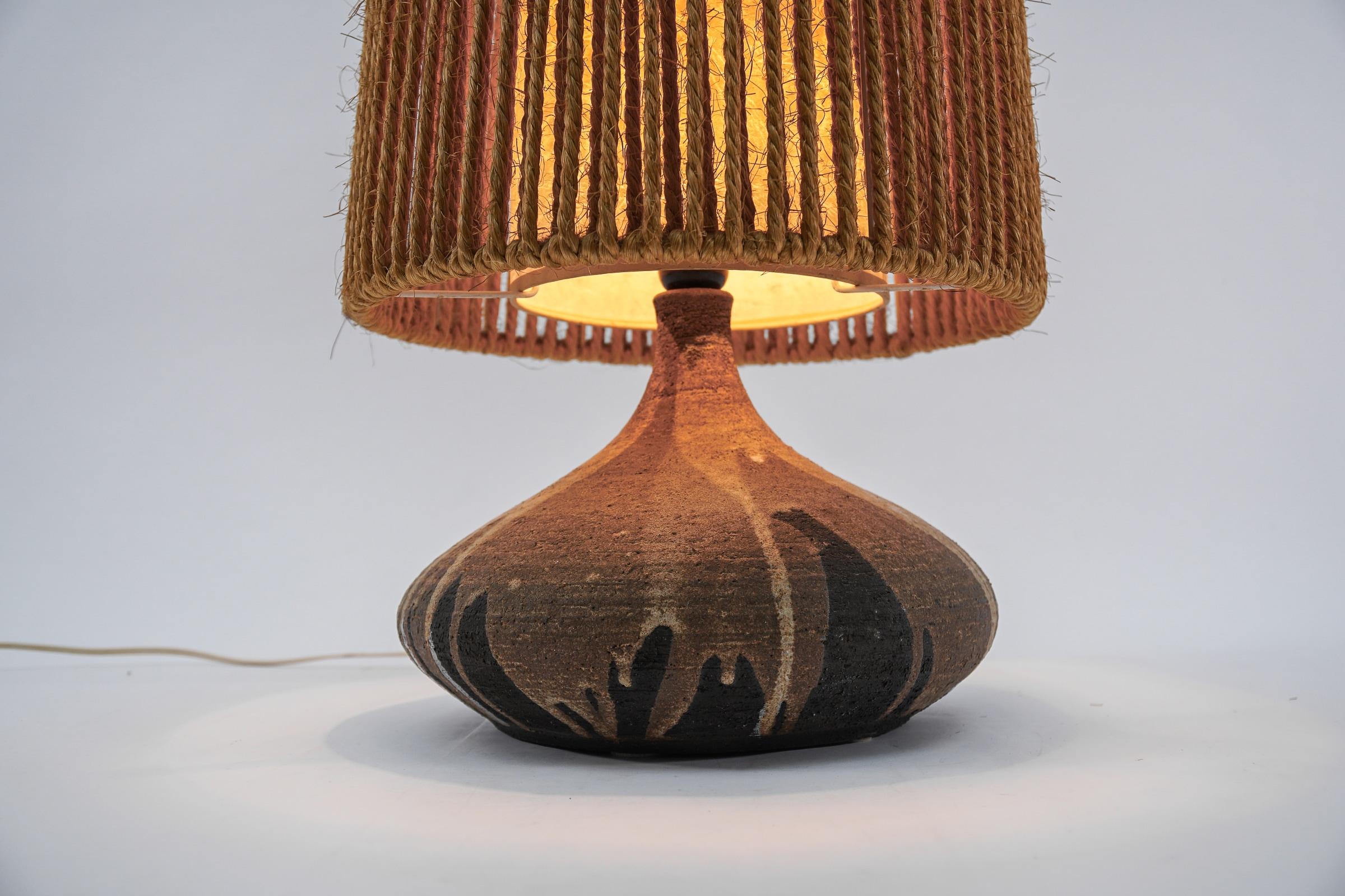 Scandinavian Mid-Century Modern Ceramic Table Lamp, 1960s  For Sale 1