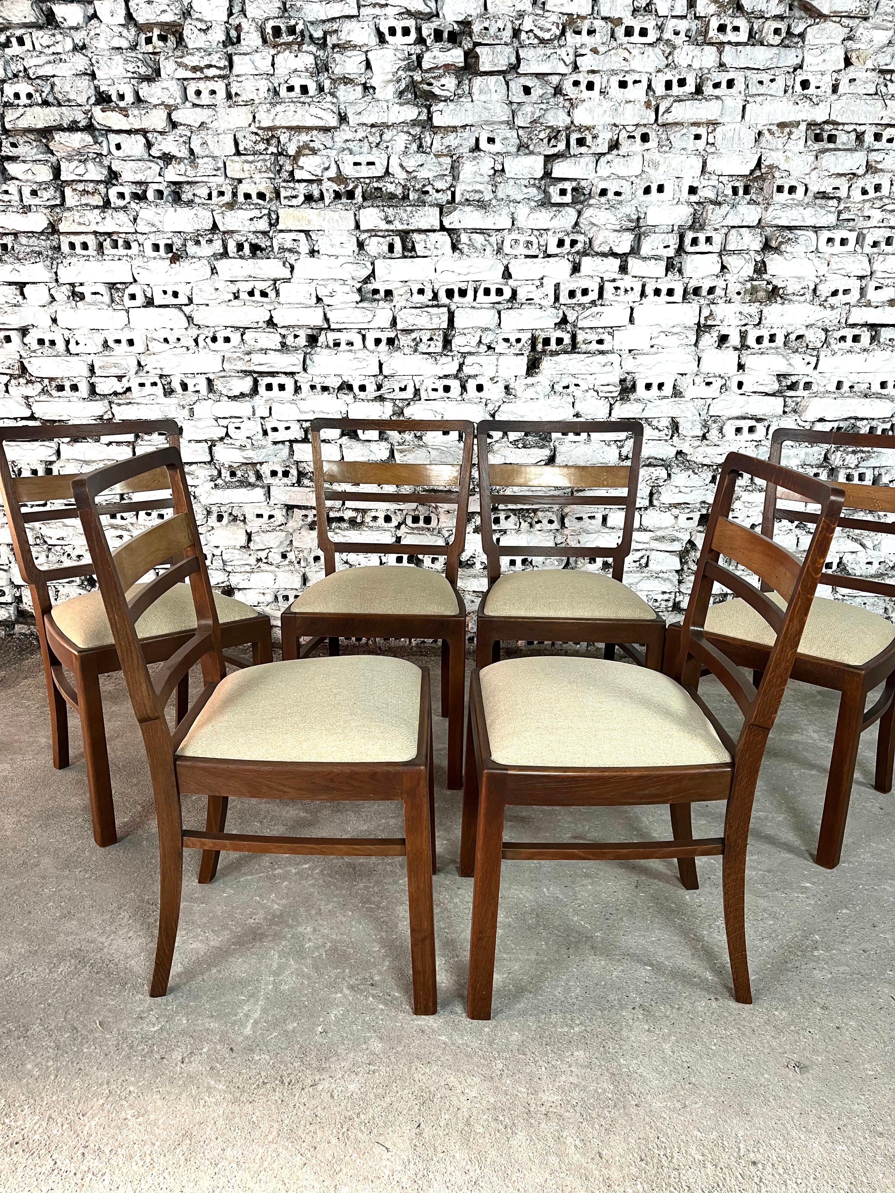 Scandinavian Mid-Century Modern Dining Chairs – Set of 6 Moderno de mediados de siglo en venta