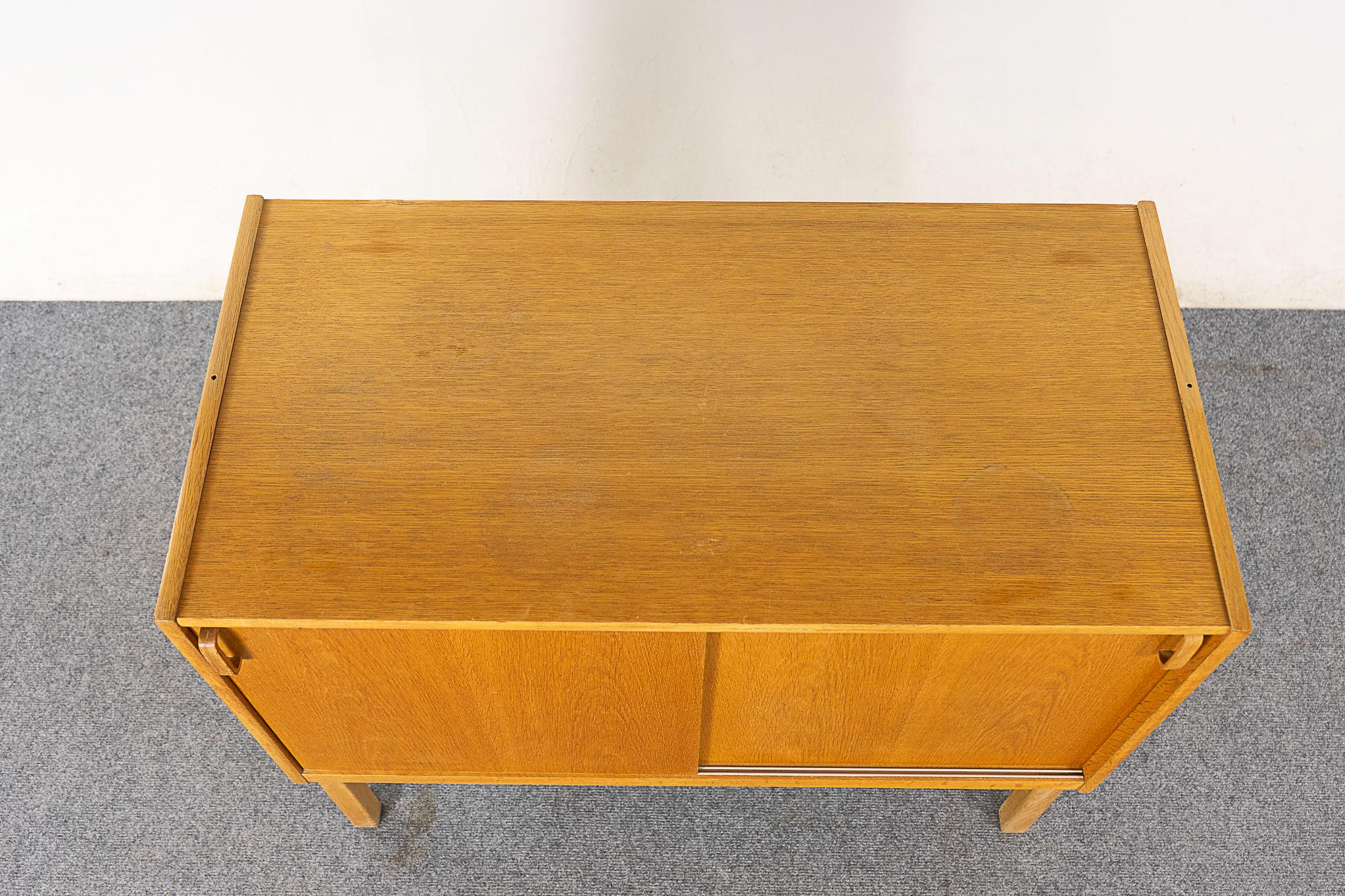 Mid-20th Century Scandinavian Mid-Century Modern Oak Cabinet For Sale
