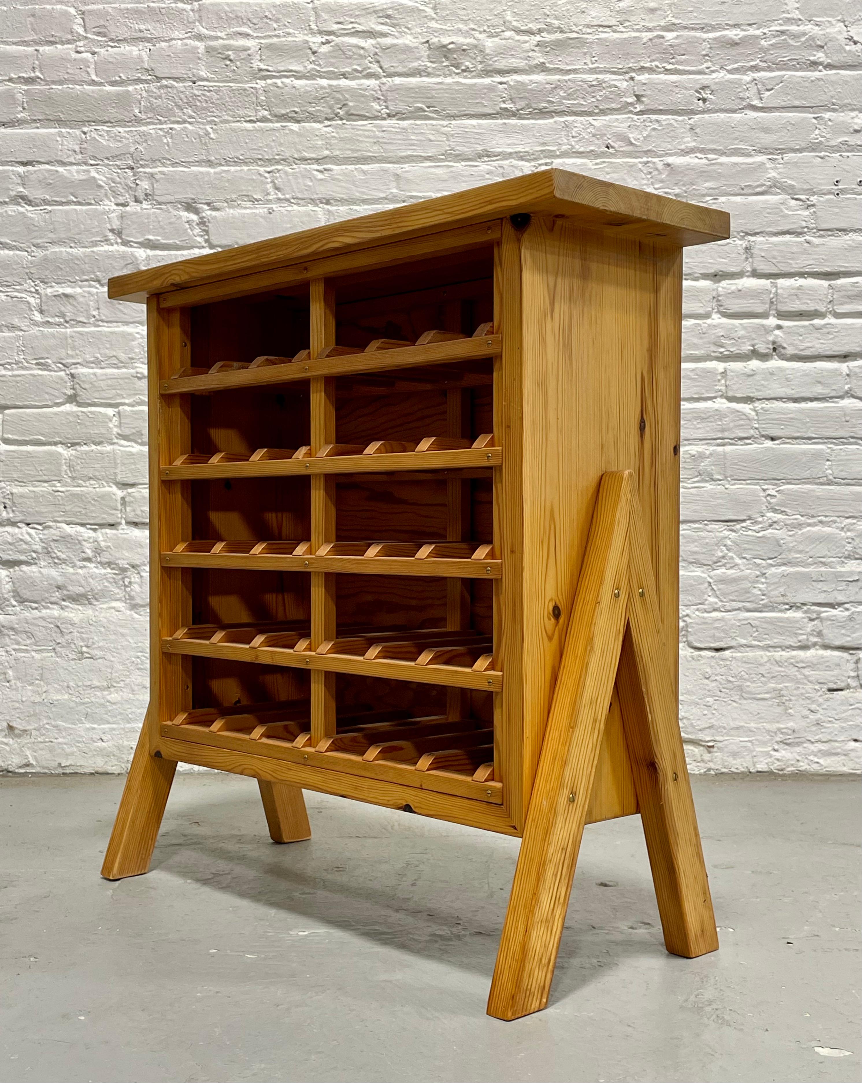 SCANDINAVIAN Mid Century Modern PINE Wine Rack c. 1970’s in vendita 2