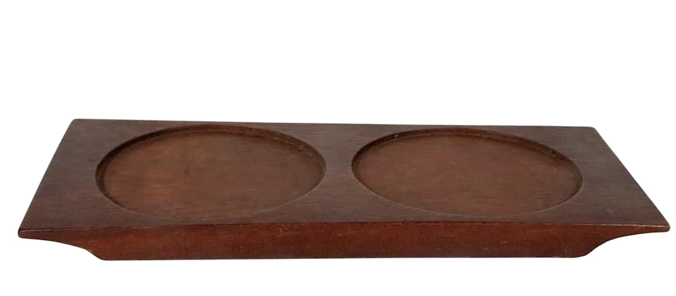 Finnish Scandinavian Mid Century Modern Serving Set Nuutajarvi Notsjo Finland c 1950/60s For Sale