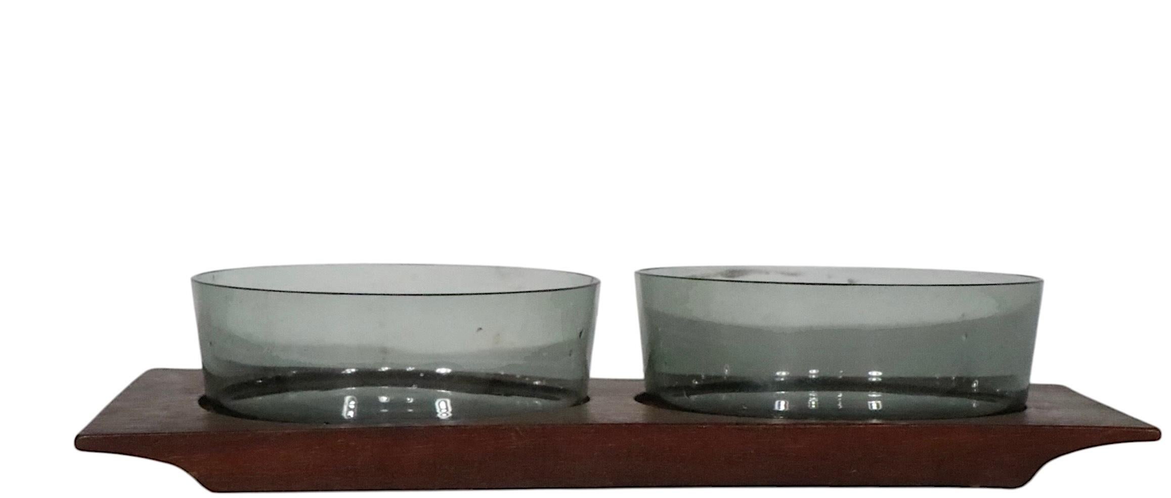 20th Century Scandinavian Mid Century Modern Serving Set Nuutajarvi Notsjo Finland c 1950/60s For Sale