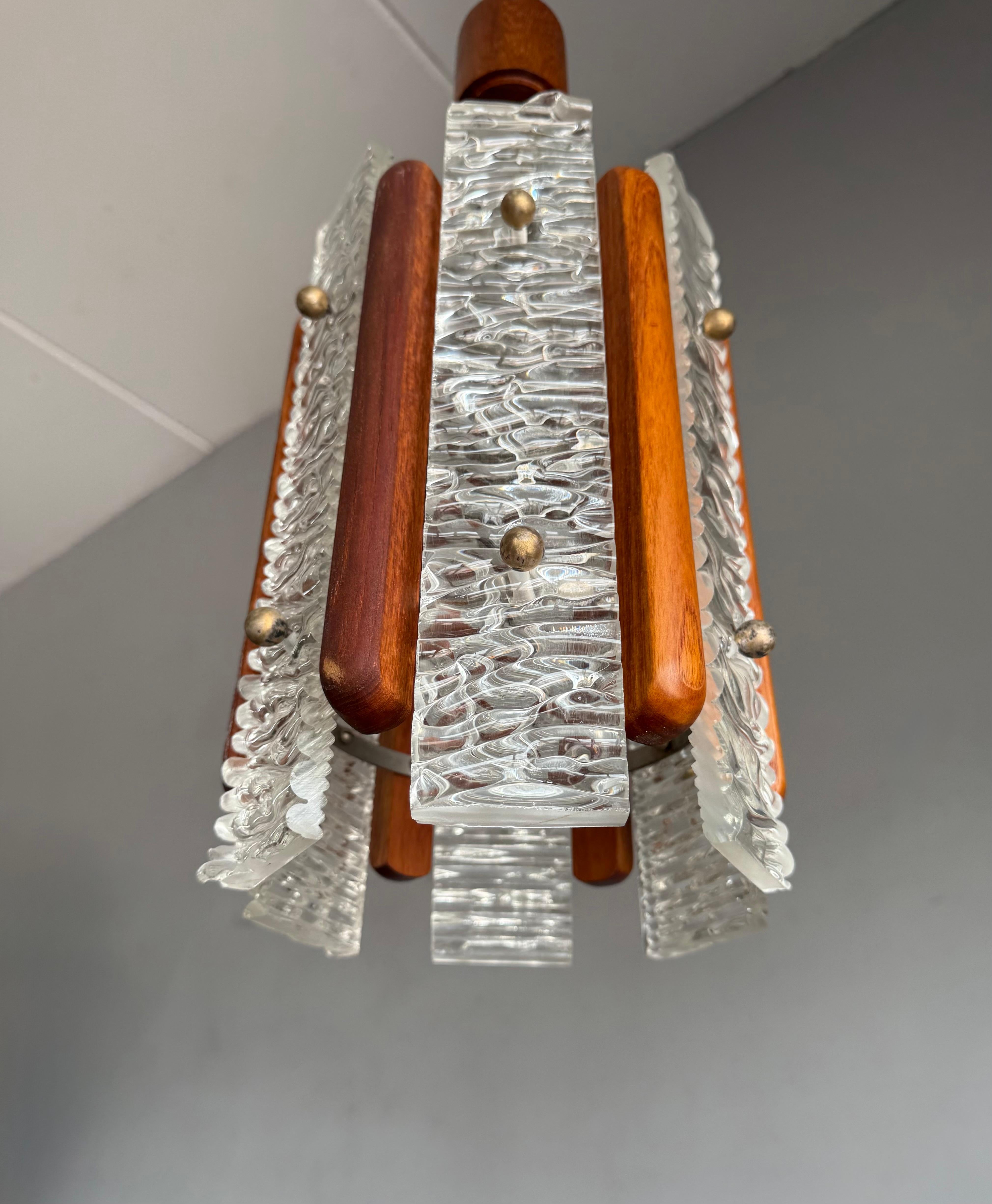 Scandinavian Mid-Century Modern Teak and Textured Glass Pendant Light, 1960s in vendita 1