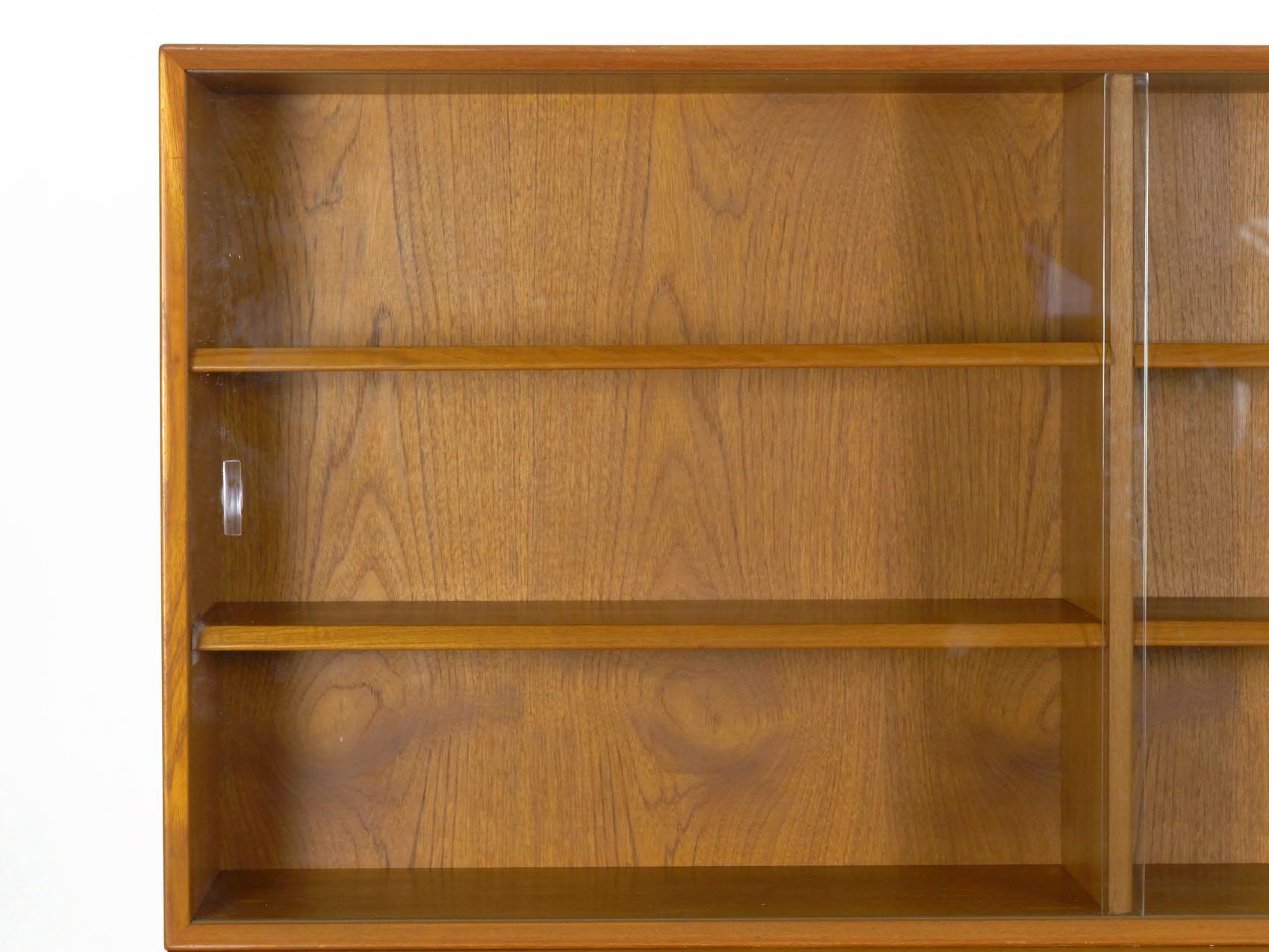 Scandinavian Mid-Century Modern Teak Bookcase Cabinet, circa 1960-1970 In Good Condition In Shippensburg, PA