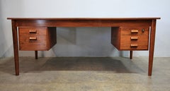 Scandinavian Mid-Century Modern Teak Desk, by Borge Mogensen for Soborg Mobler