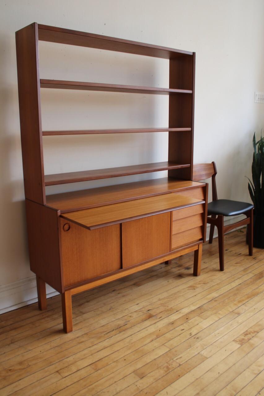 Scandinavian Mid-Century Modern Teak Shelf Unit 6