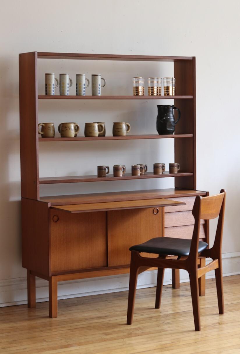 Scandinavian Mid-Century Modern Teak Shelf Unit 10