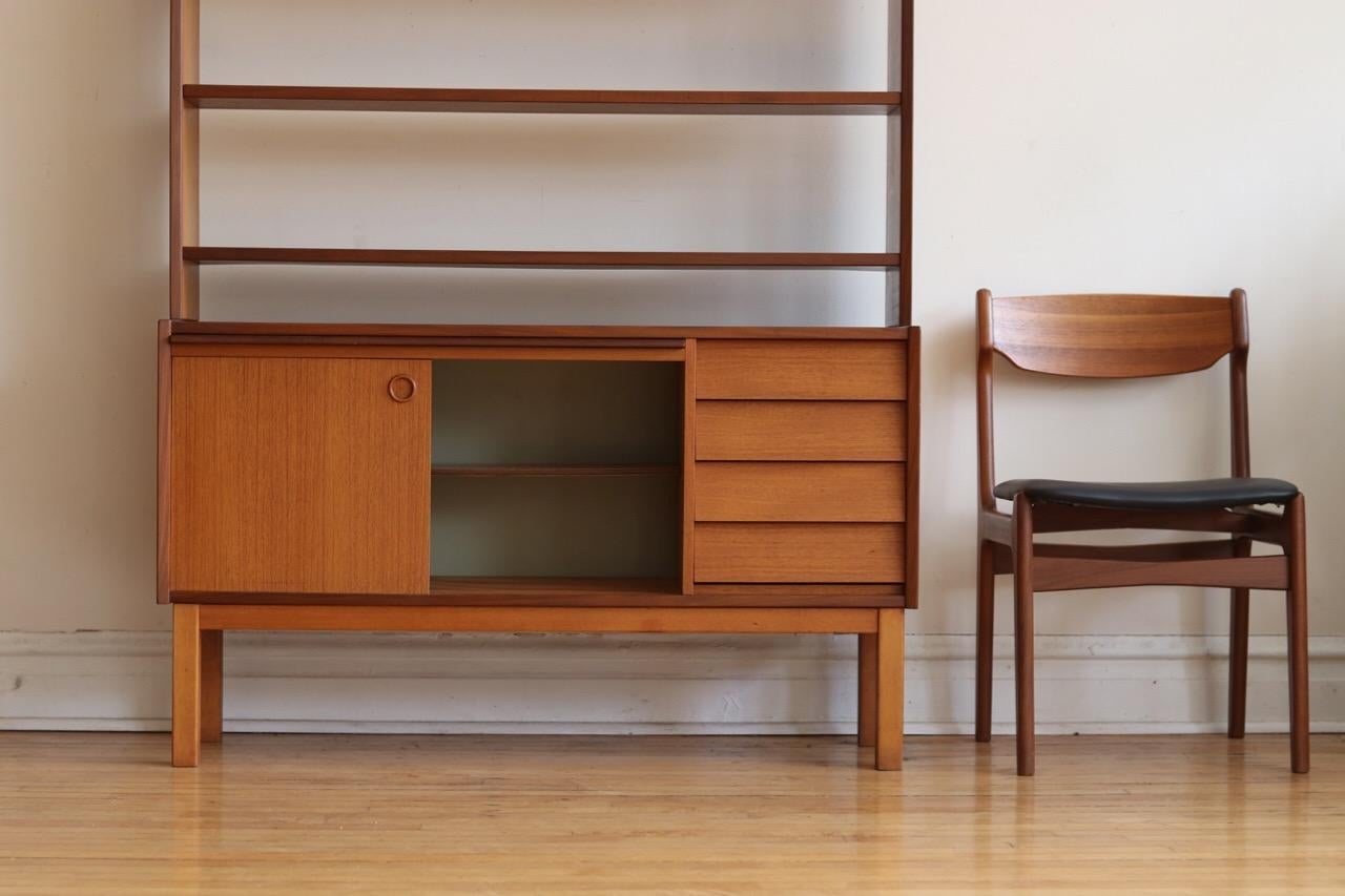 Danish Scandinavian Mid-Century Modern Teak Shelf Unit
