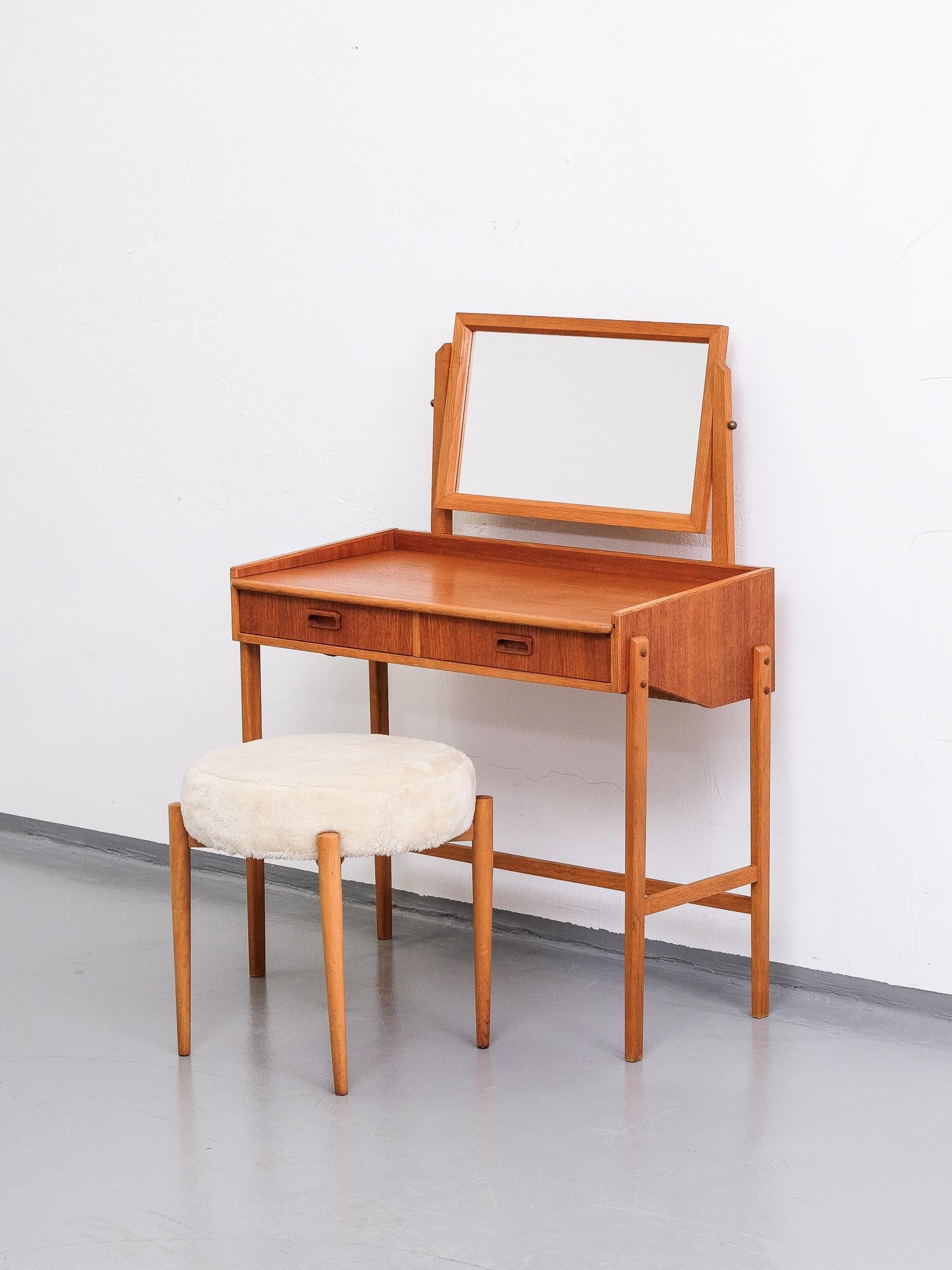 Oak Scandinavian Mid-Century Modern Teak Vanity Table with Mirror For Sale