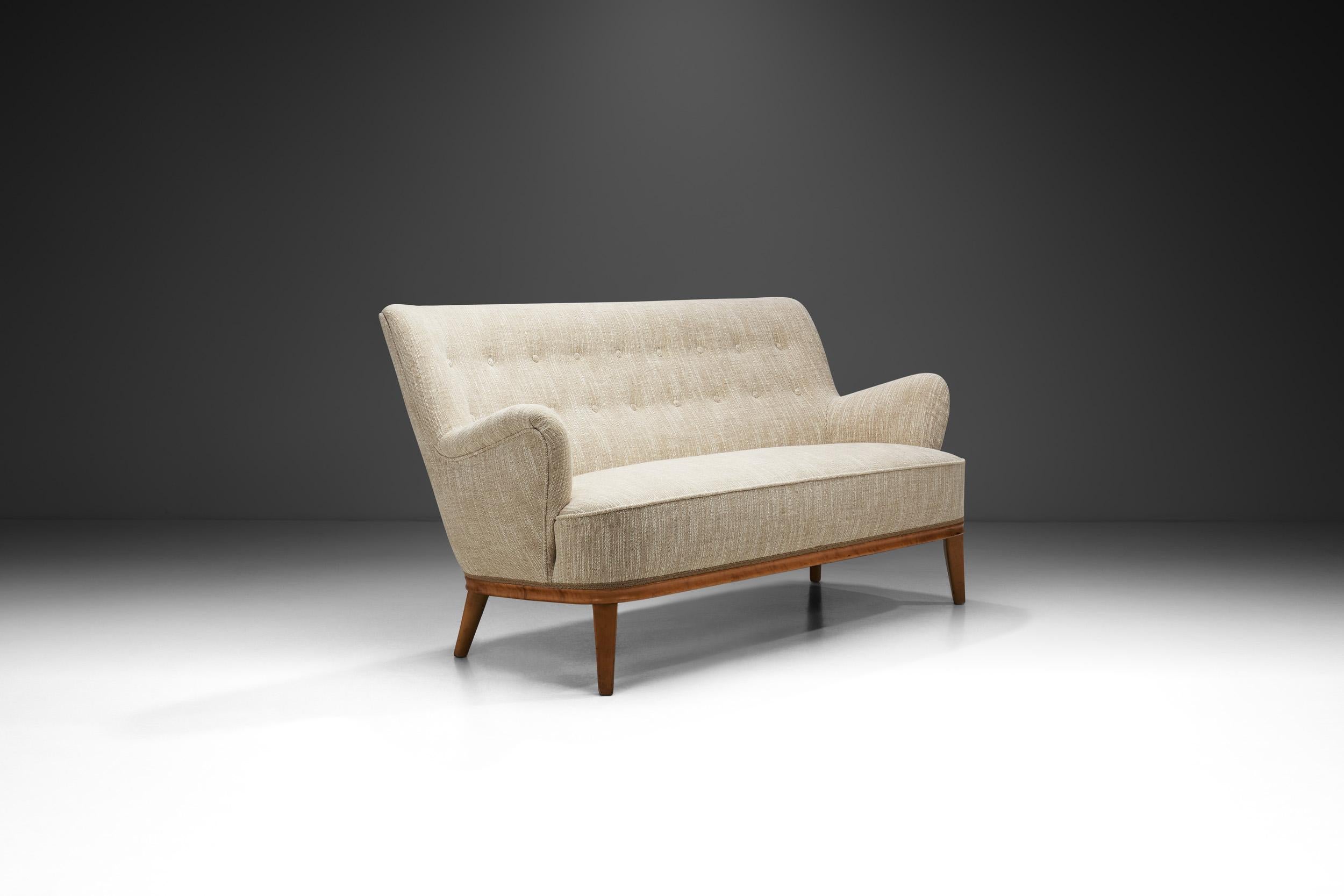 Skandinavisches dreisitziges Mid-Century-Modern-Sofa, Skandinavisch, 1950er Jahre im Zustand „Gut“ im Angebot in Utrecht, NL