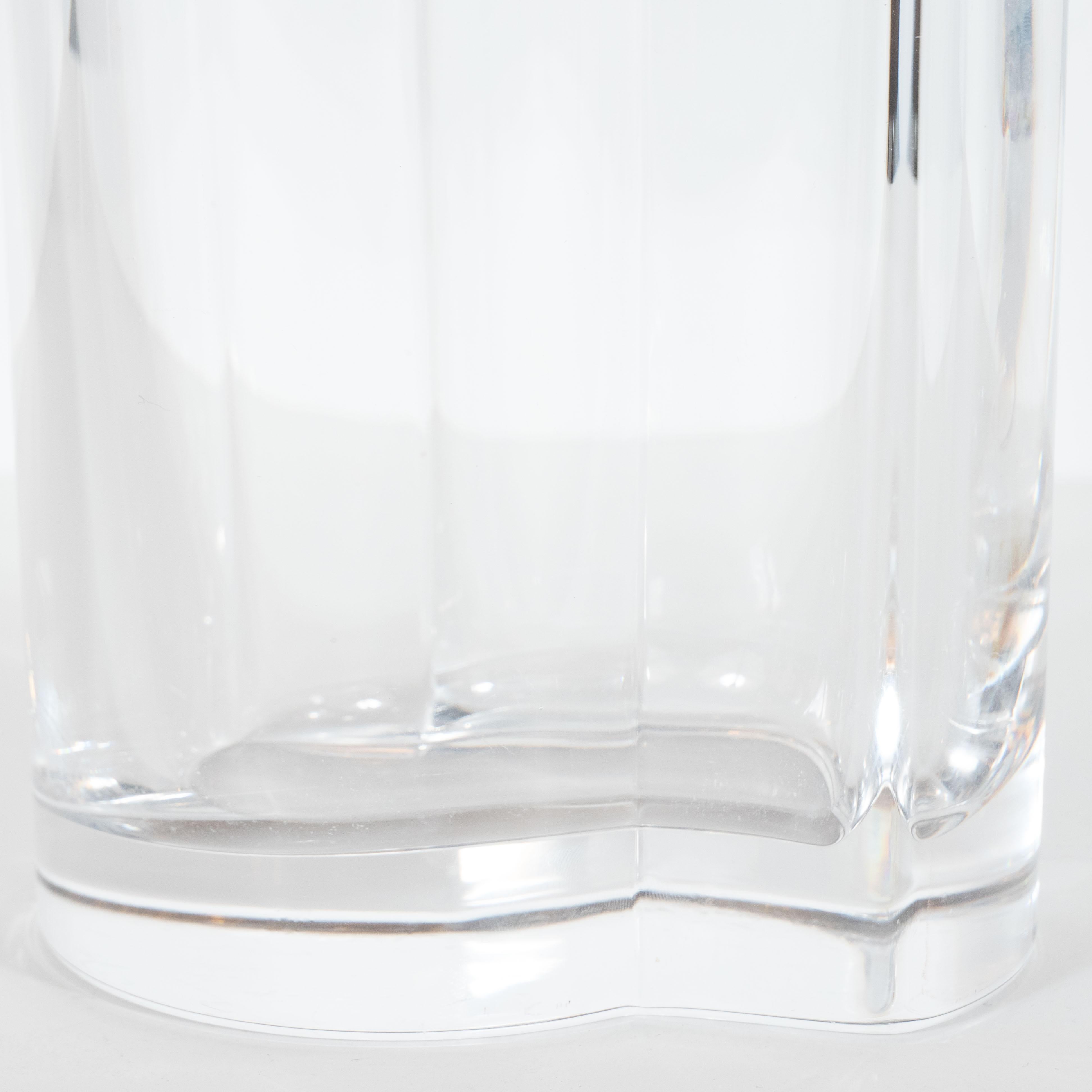 Svedese Vaso in vetro traslucido scandinavo di metà secolo moderno di Orrefors in vendita