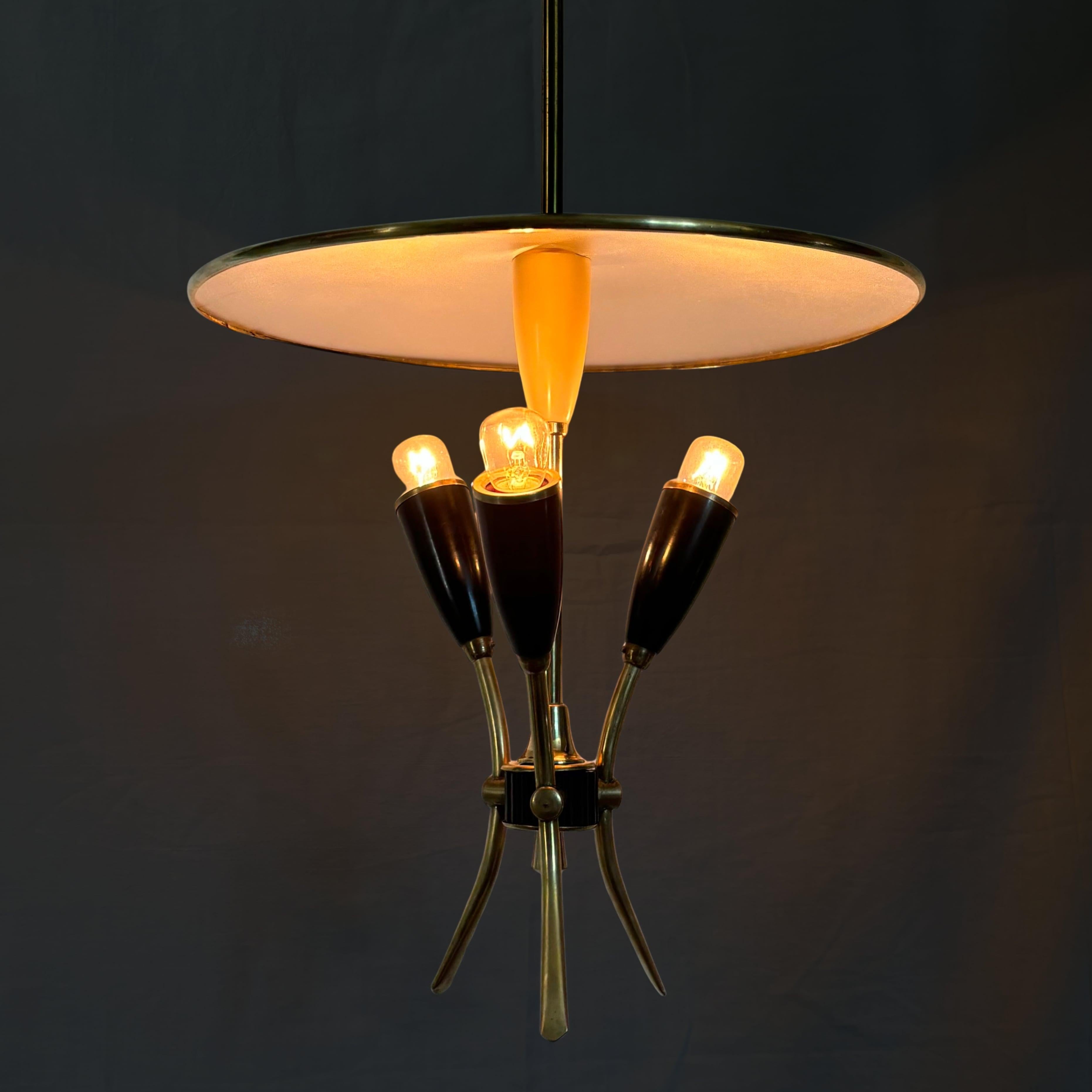 Svedese Lampada a sospensione modernista scandinava di metà secolo, design spaziale, Svezia, anni '60 in vendita