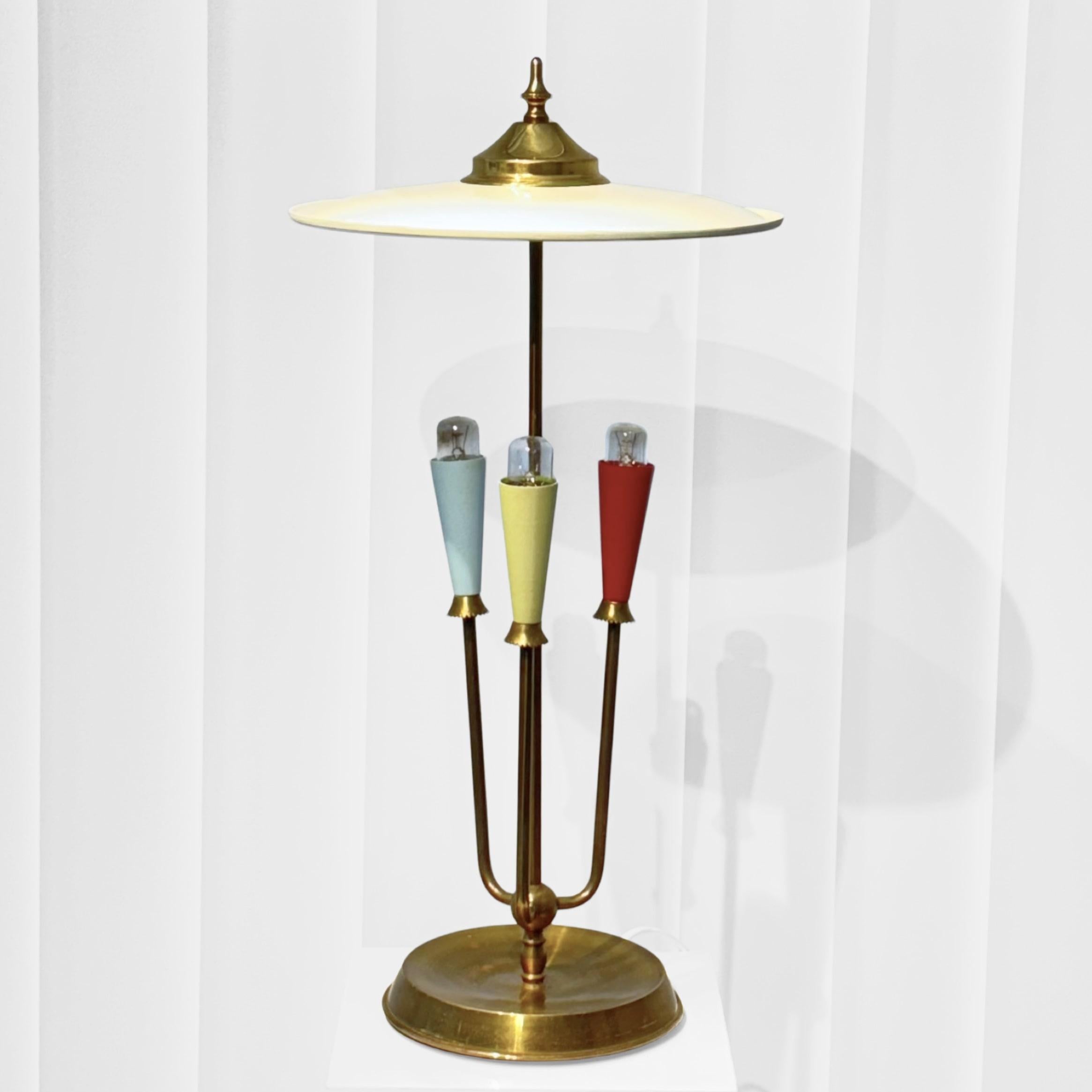 Danois Lampe de table scandinave moderniste du milieu du siècle, laiton et acier, Danemark, années 1950 en vente