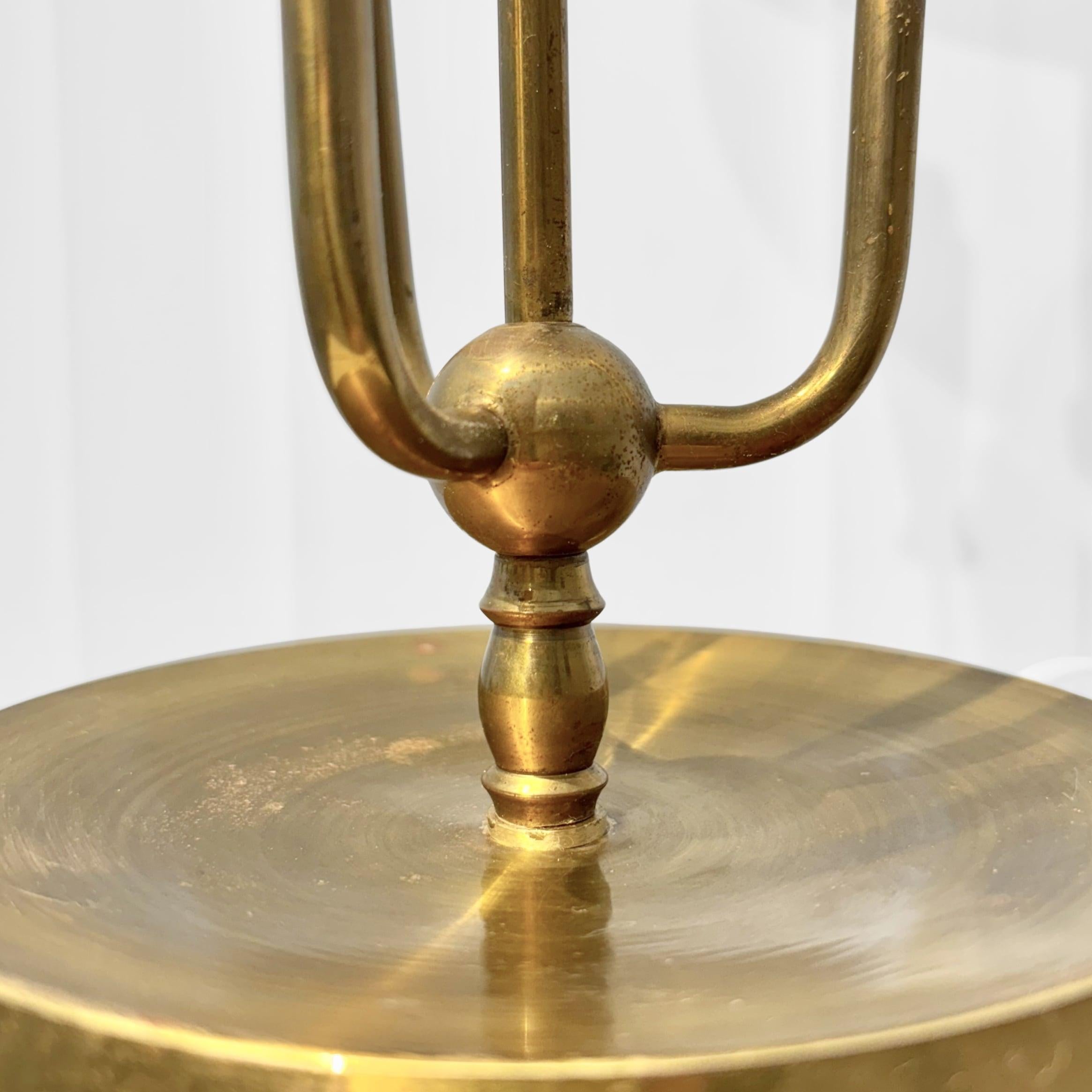 Lampe de table scandinave moderniste du milieu du siècle, laiton et acier, Danemark, années 1950 en vente 1