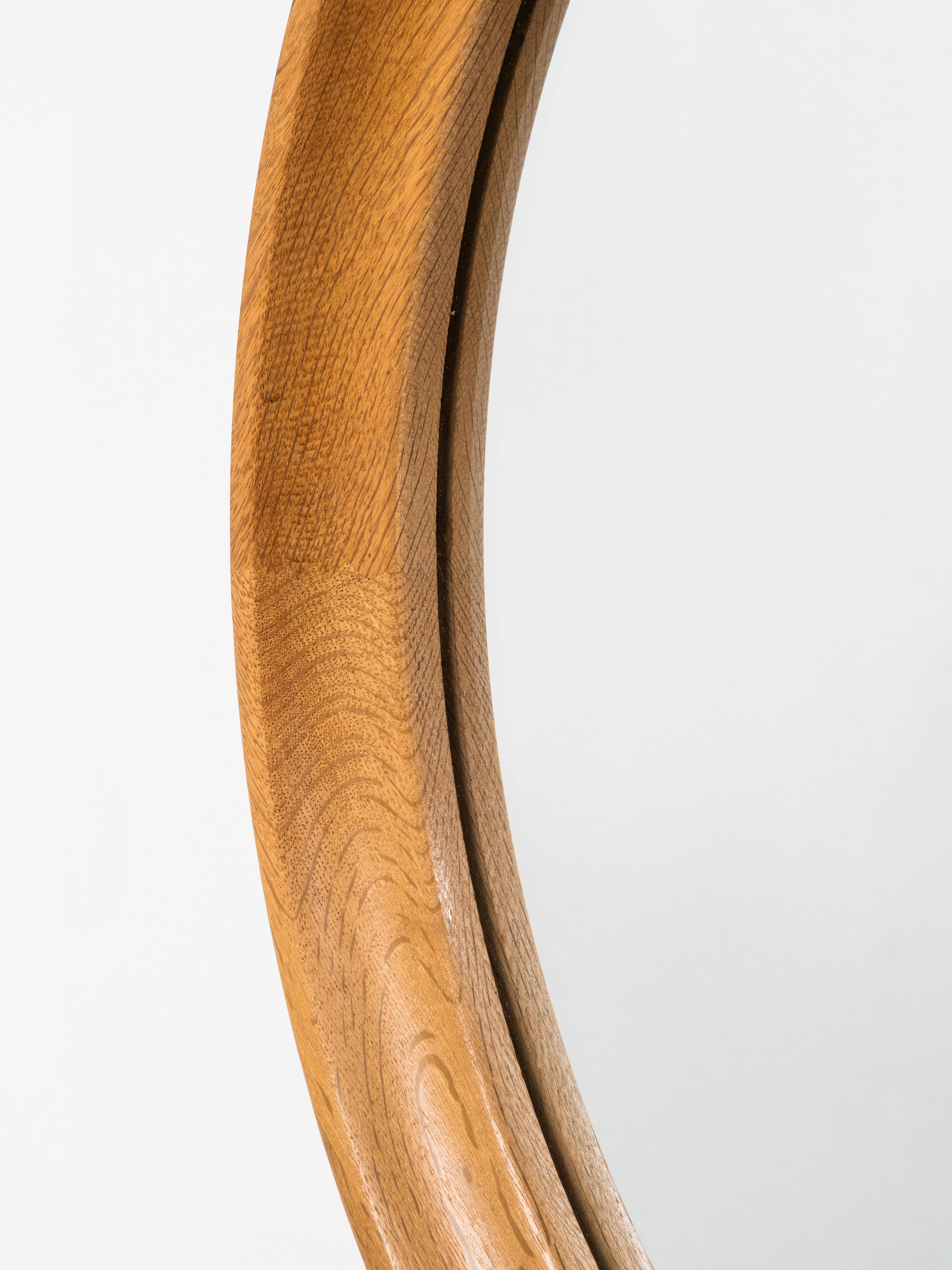 Scandinavian Mid-Century Oak Framed Round Wall Mirror, 1960s Espejo en venta