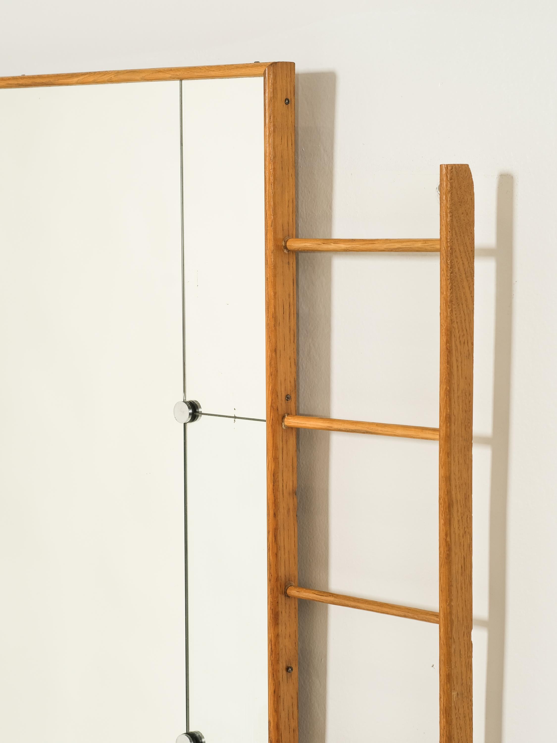 Scandinavian Mid-Century Oak Wall Mirror with Glass Shelf In Good Condition For Sale In Karis, Nyland