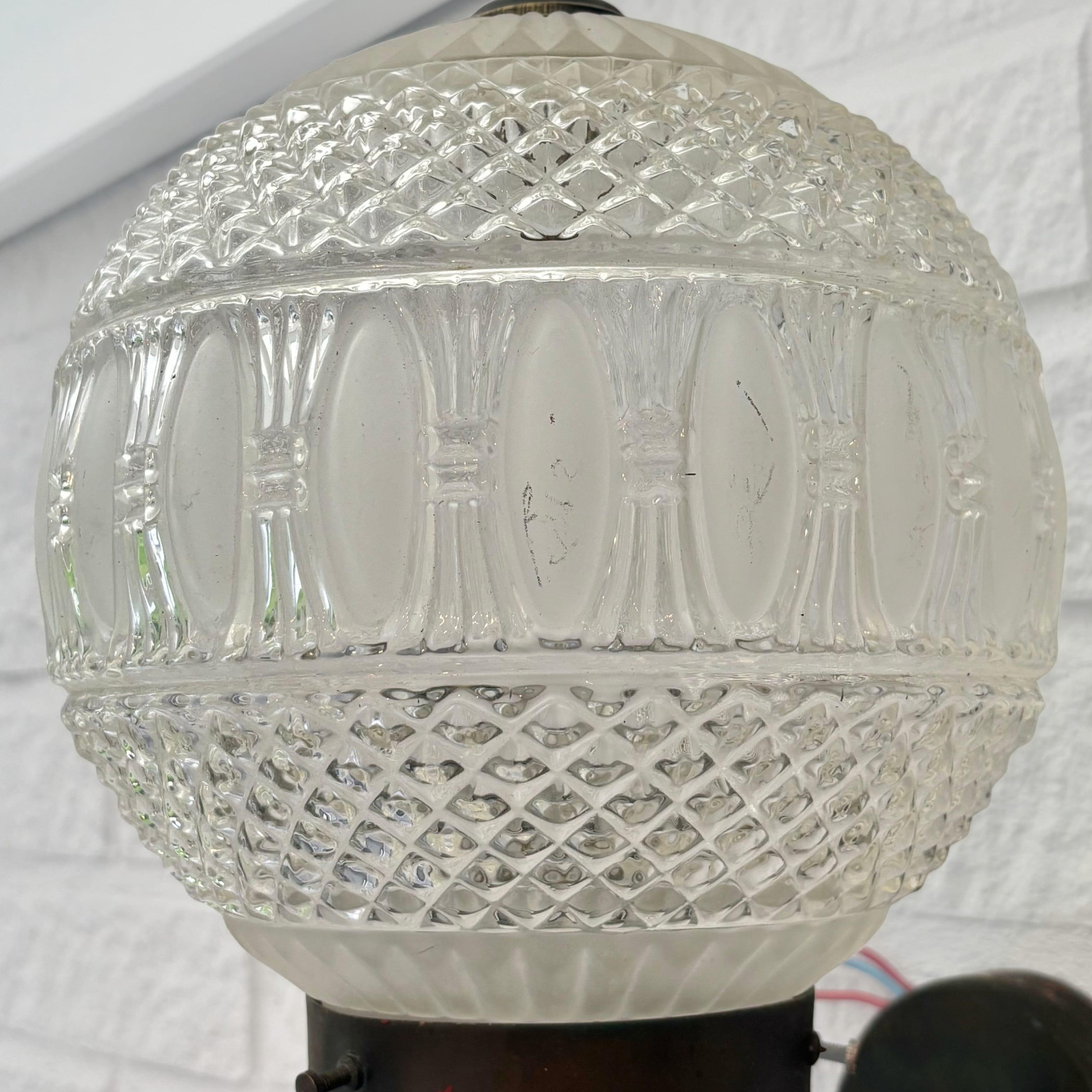 Scandinavian mid century outdoor facade lamp, copper and glass, Sweden, 1960s en venta 5
