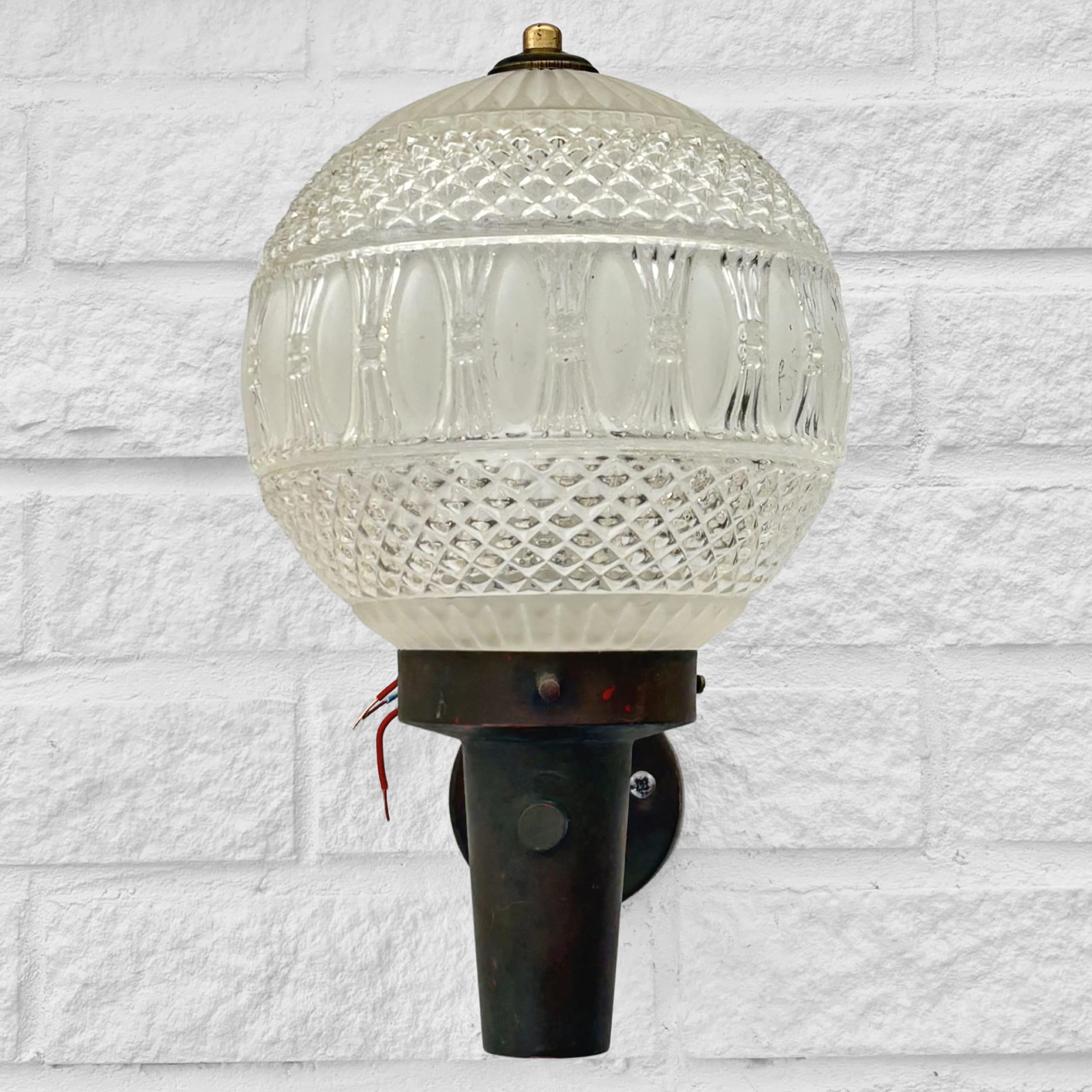 Scandinavian mid century outdoor facade lamp, copper and glass, Sweden, 1960s Sueco en venta