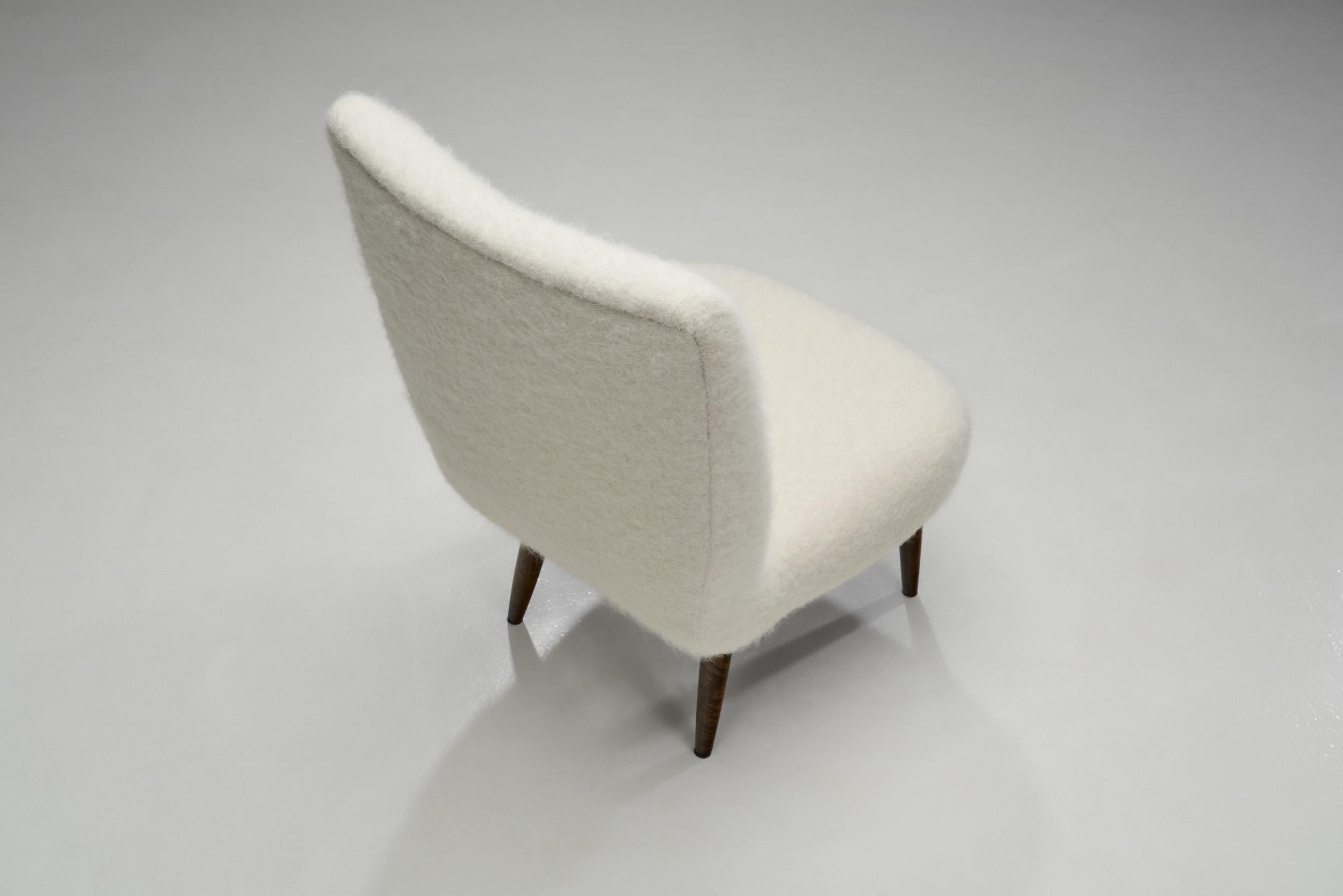 Coppia di poltrone scandinave di metà secolo, Scandinavia, 1950 ca. in vendita 5