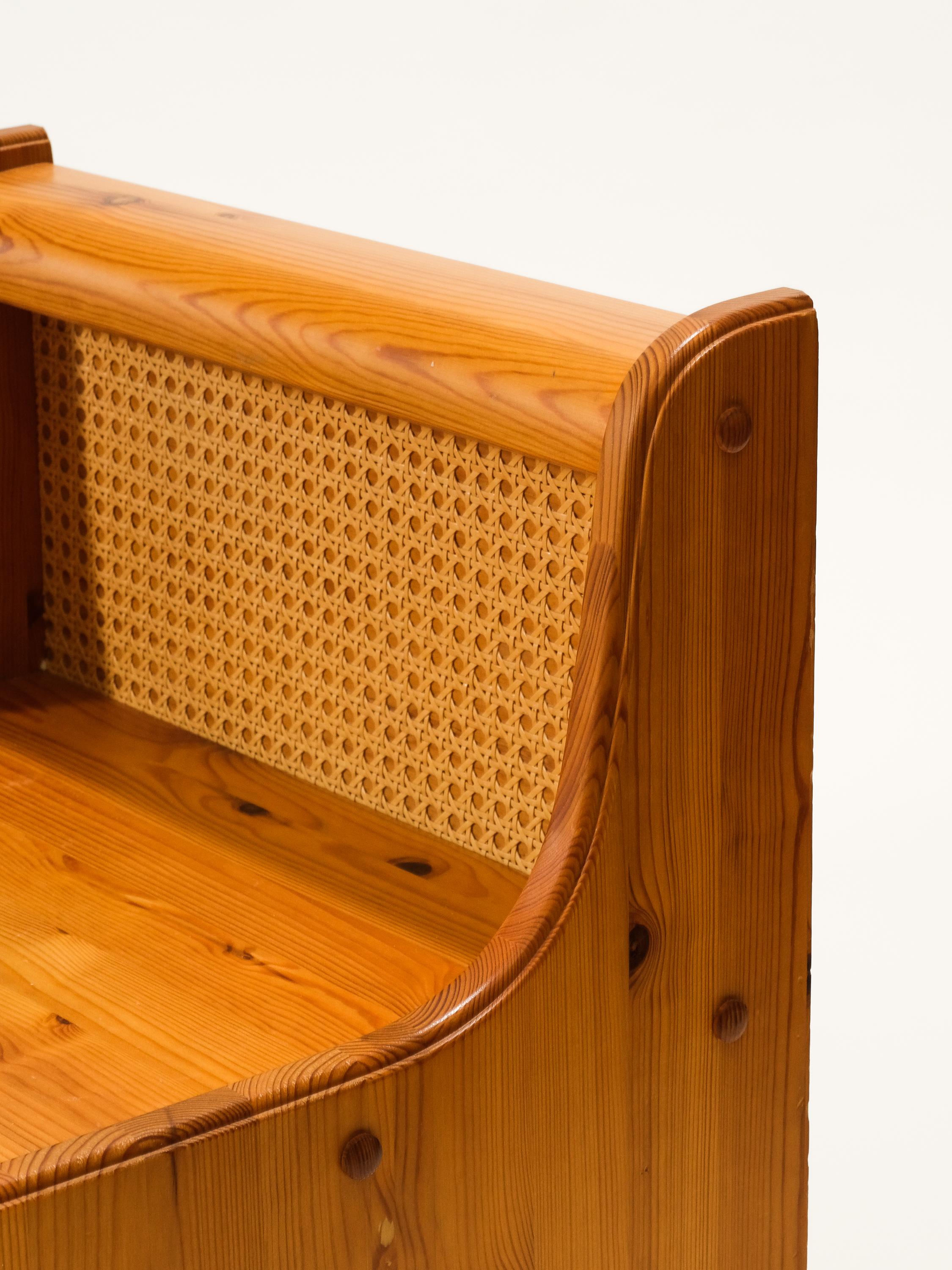 Scandinavian Mid-Century Pine & Rattan Bedside Tables, Set of 2 For Sale 1