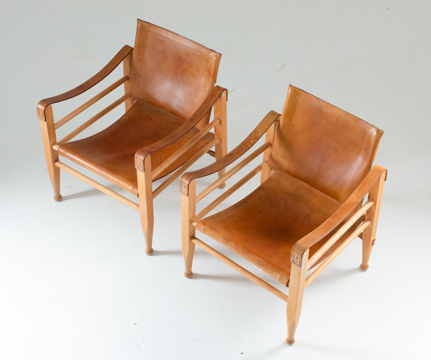 Safari chairs by Aage Bruun & Søn, Denmark.
The chairs are made of beech and natural leather with perfect patina.

Condition: Very good original condition. Stains/patina on the leather and a few missing stitches.
The chairs can be shipped