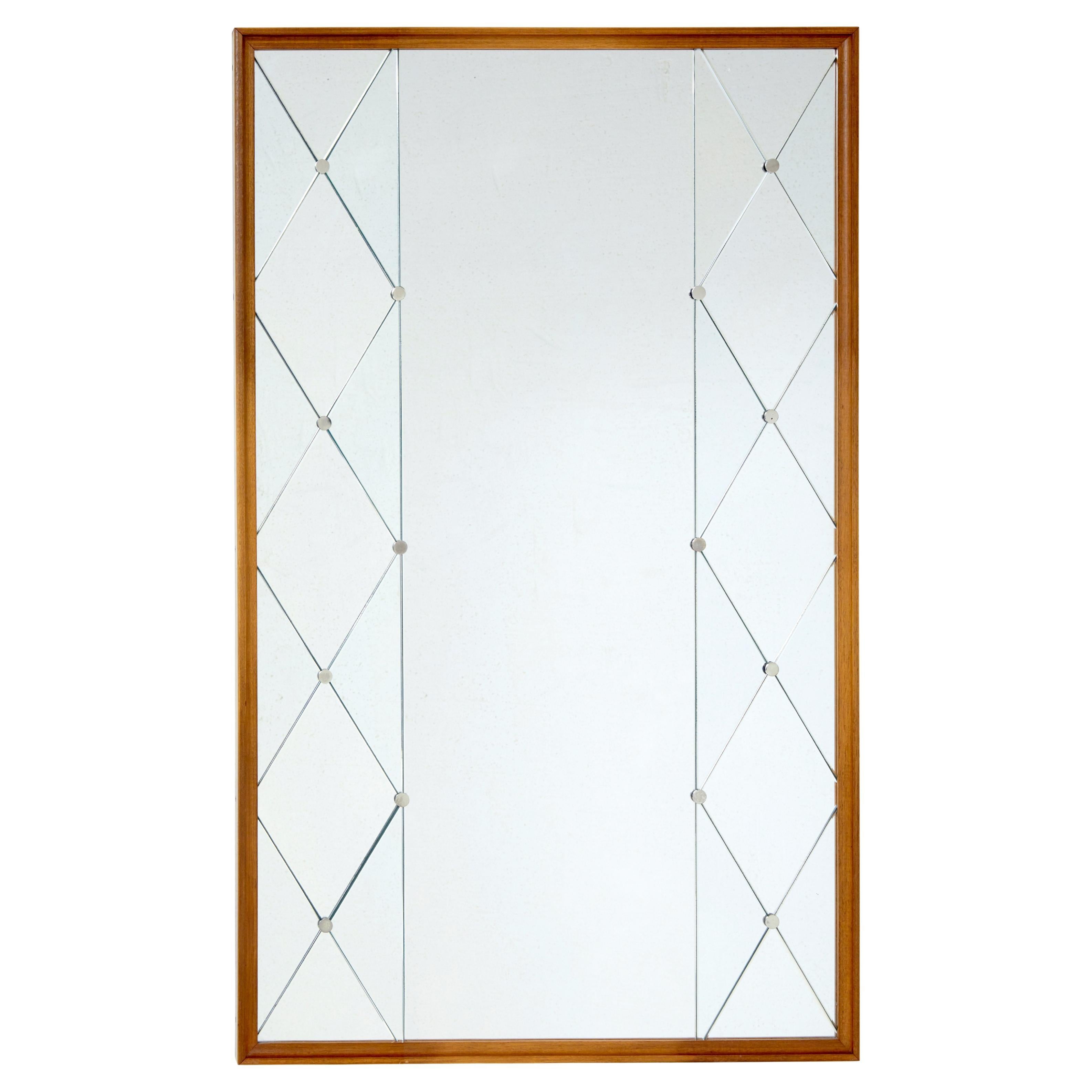 Miroir mural arlequin segmenté scandinave du milieu du siècle dernier