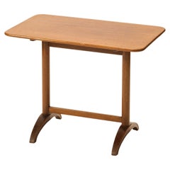 Skandinavischer Mid-Century Beistelltisch