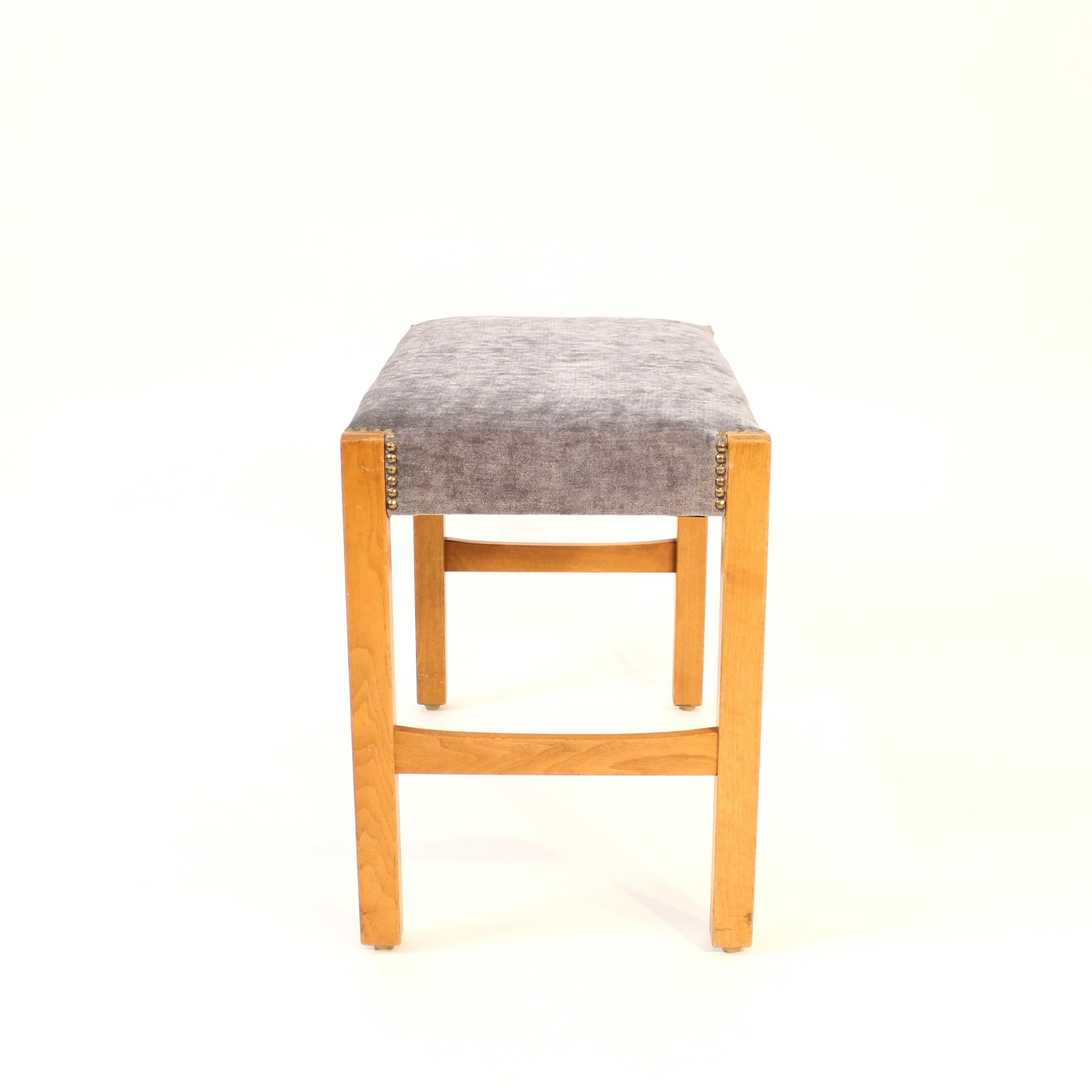 20th Century Scandinavian mid-century stool / piano stool in the style of Josef Frank, 1950s For Sale