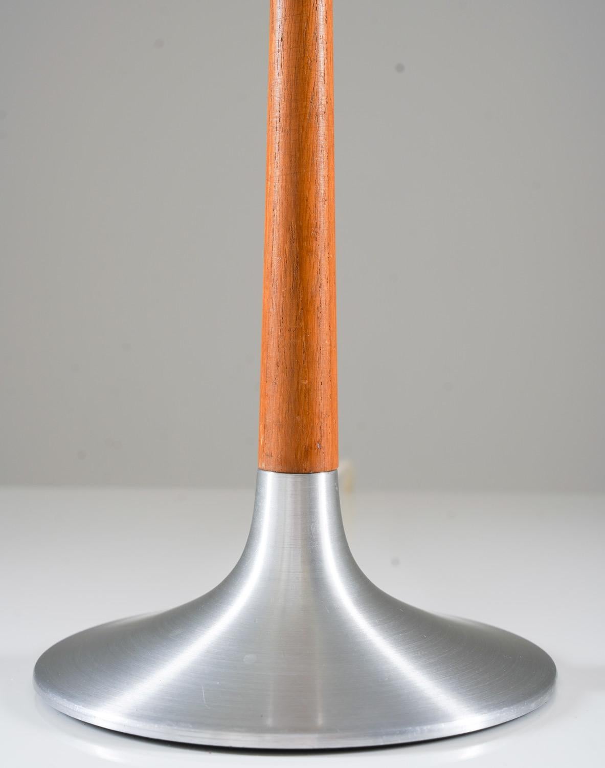Suédois Lampe de table scandinave mi-siècle par ASEA en vente