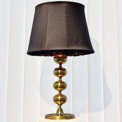 Lampe de table scandinave du milieu du siècle dernier modèle 705 avec sphères en laiton, Suède, années 1960