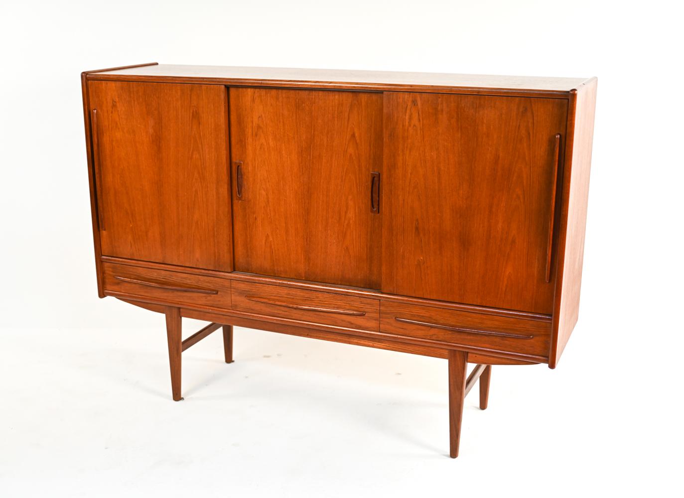 Scandinavian Mid-Century Teak Highboard Cabinet 7