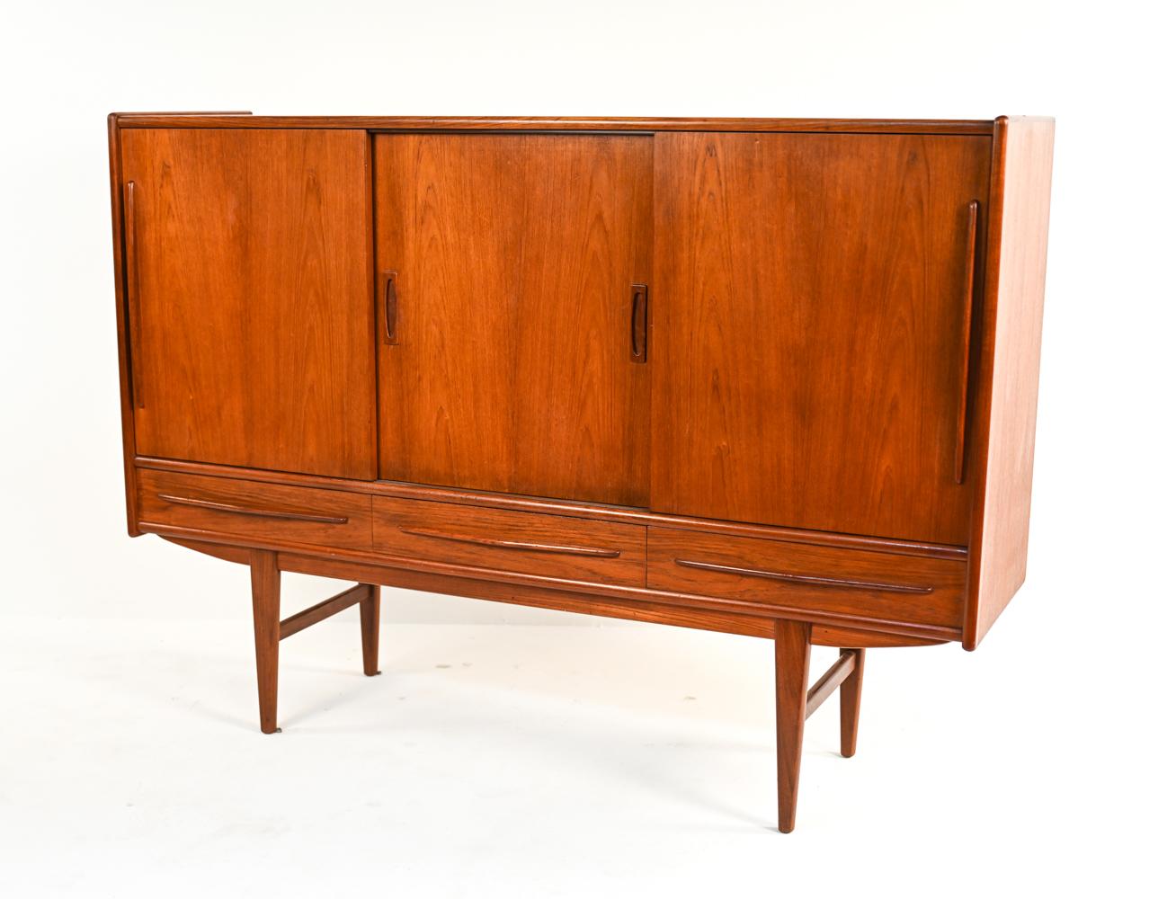 Scandinavian Mid-Century Teak Highboard Cabinet 8